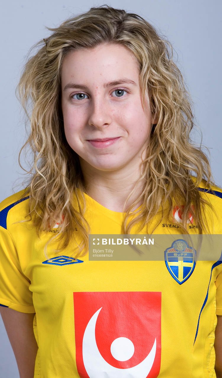 Camilla Alfredsson, Sverige