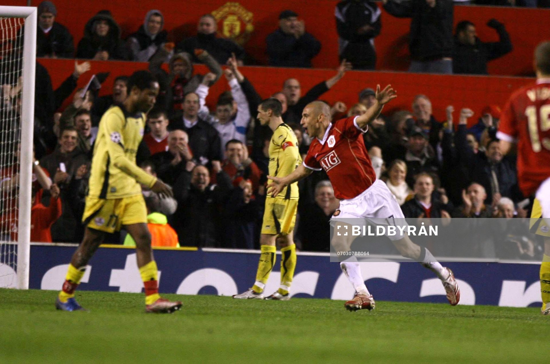   Henrik Larsson, Manchester, jubel efter 1-0.