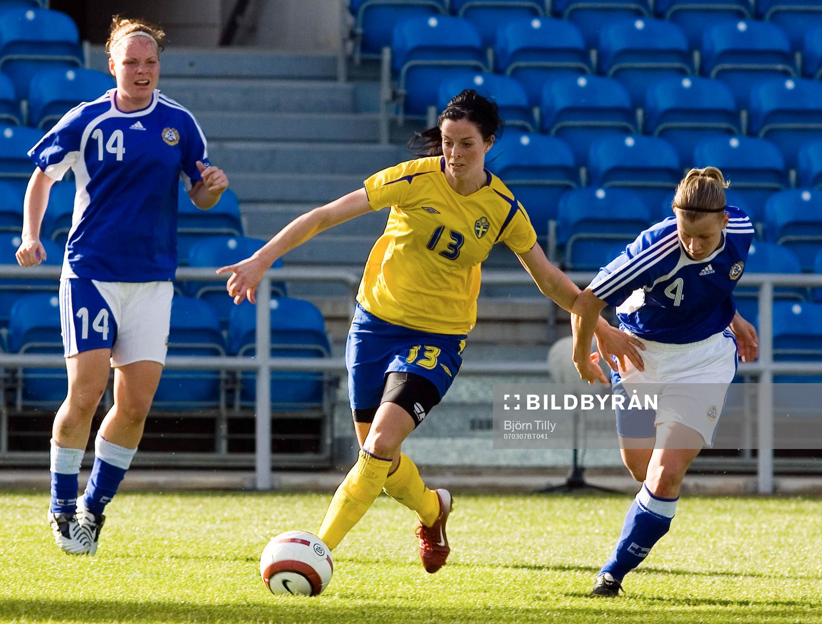 Lotta Schelin, Sverige och Maija Saari, Finland