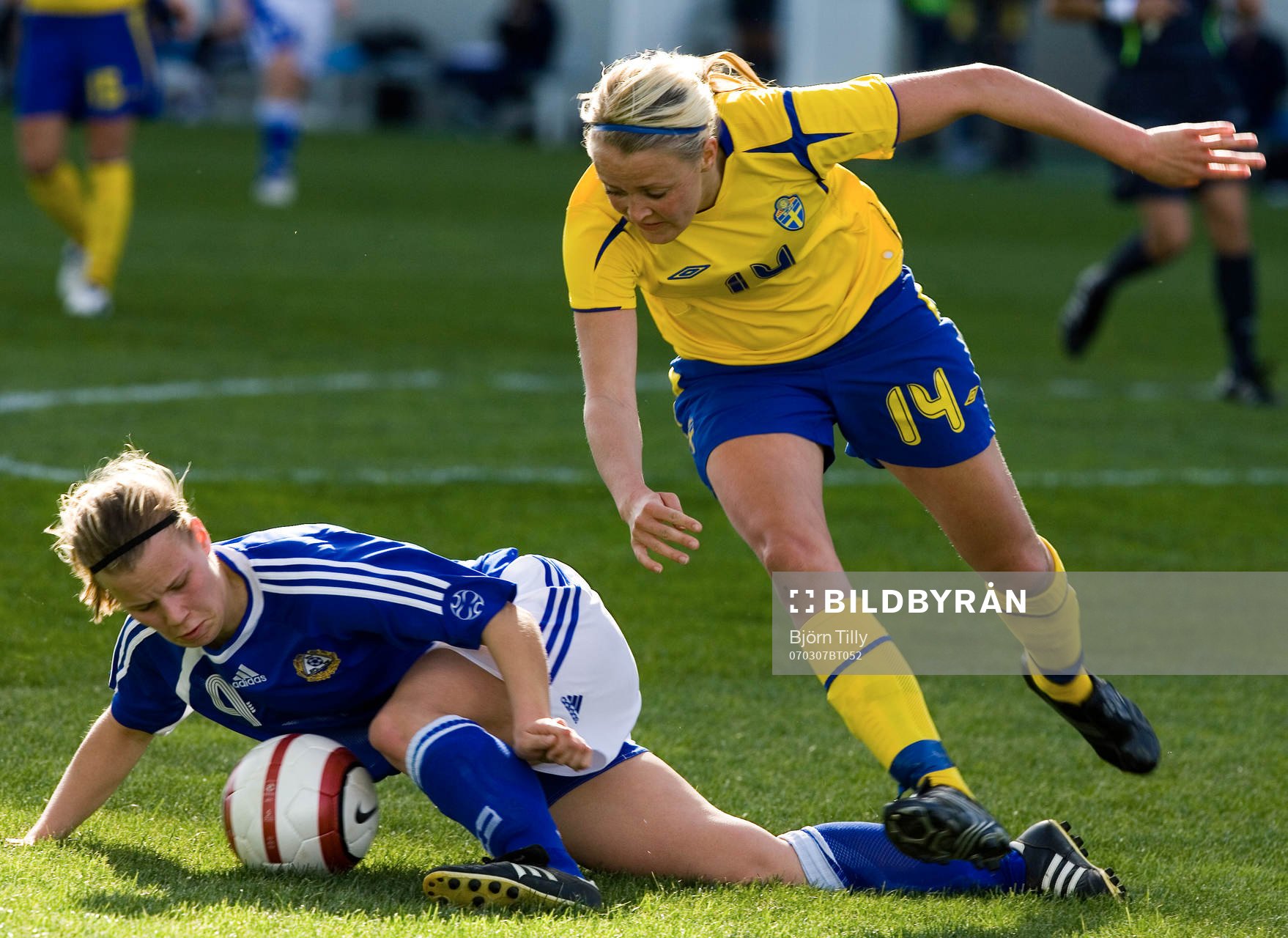 Maija Saari, Finland och Josefine Öqvist, Sverige