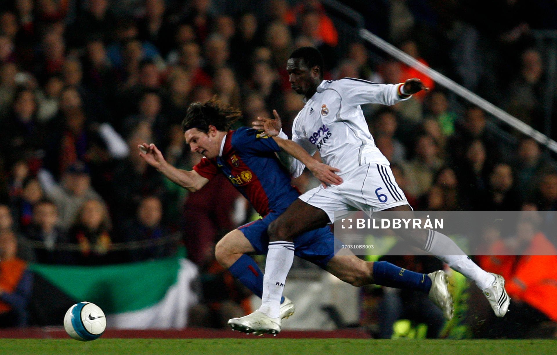  Leo Messi, Barcelona och Mahamadou Diarra, Real Madrid.