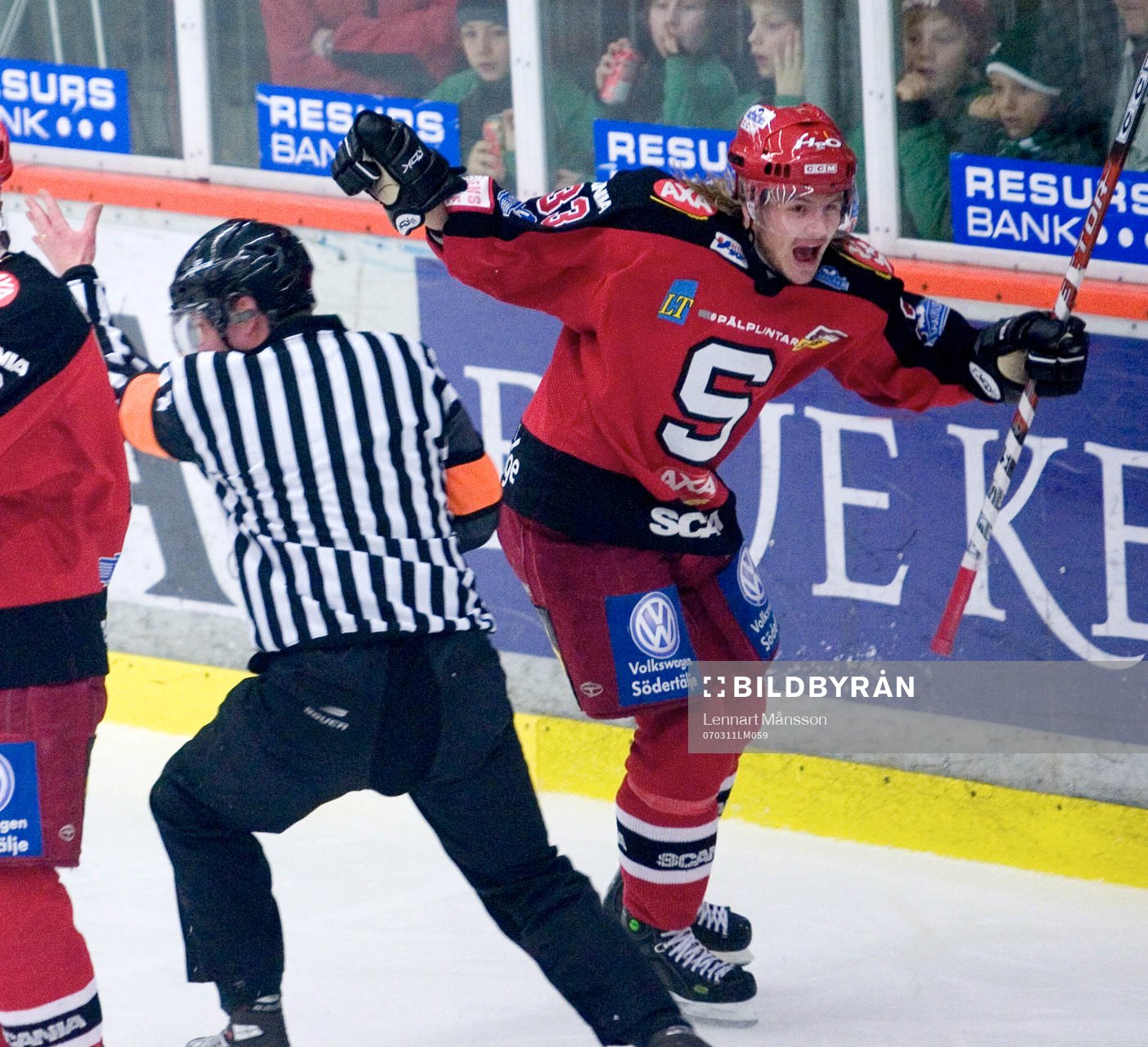 0-2, Linus Videll rundar Rögles målvakt Andreas