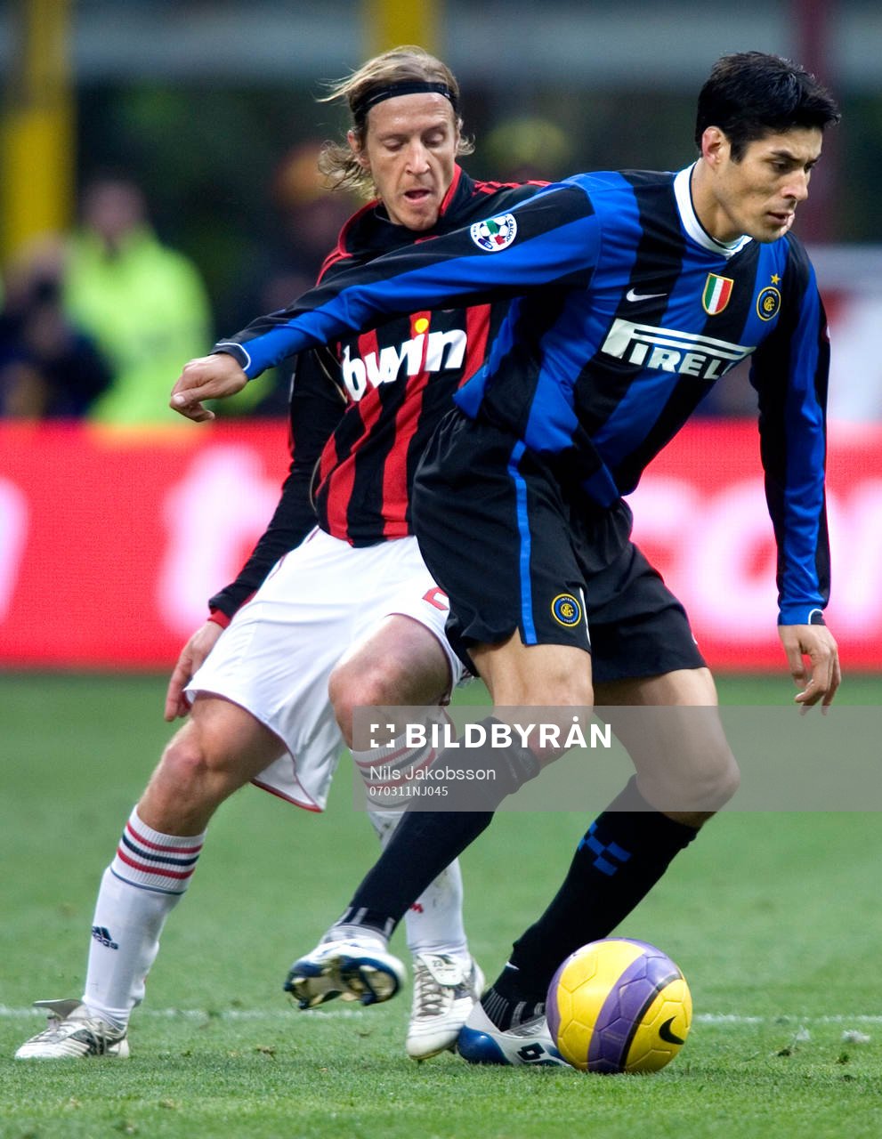  Massimo Ambrosini, Milan, Julio Cruz, Inter.
