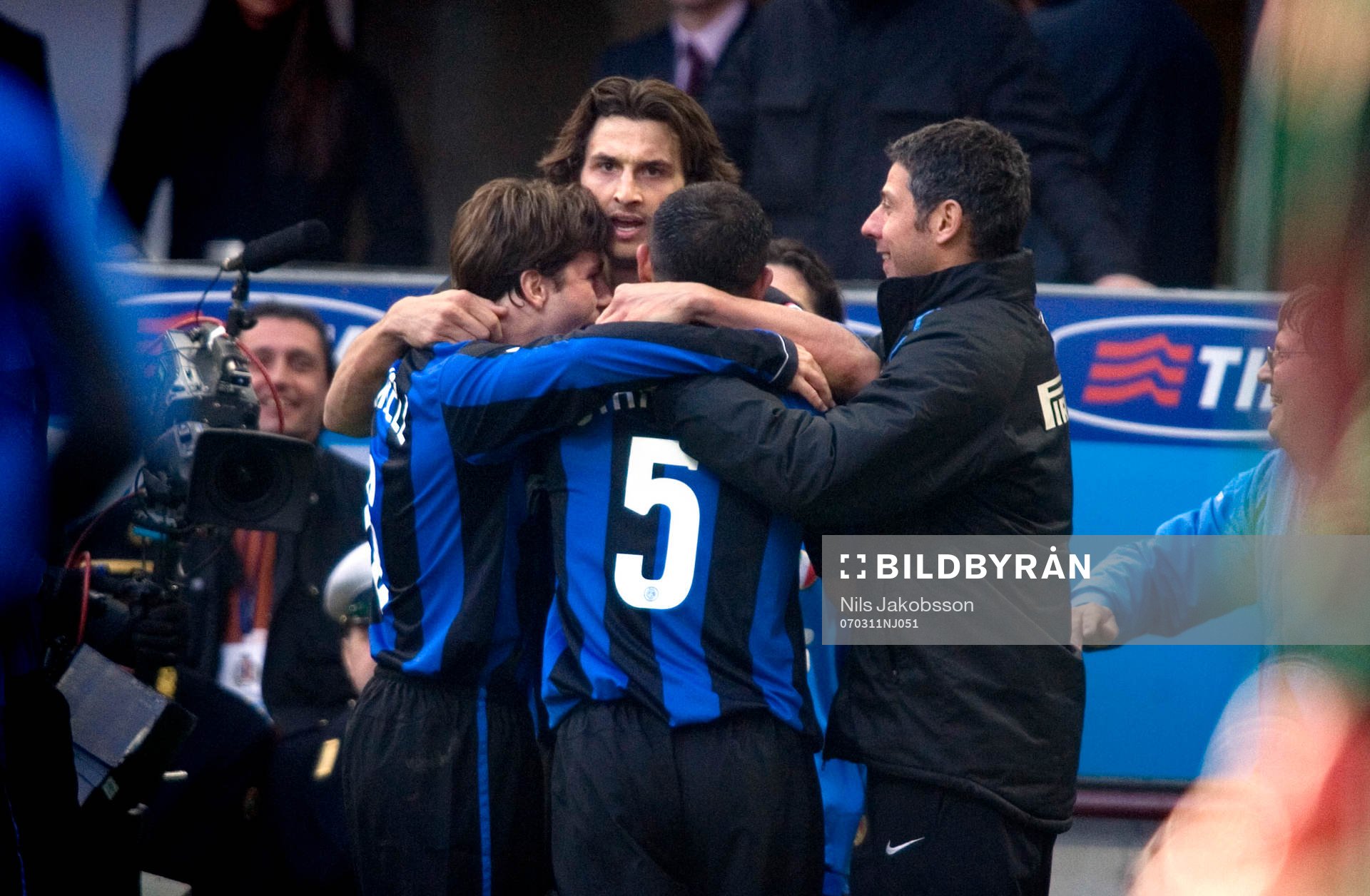 Zlatan Ibrahimovic, Inter kramar om lagkamrater i Inter