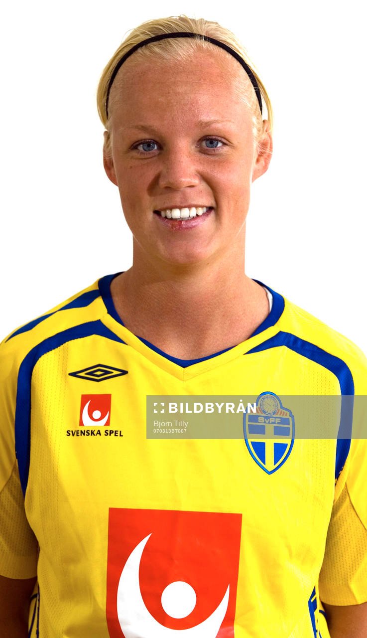 Caroline Seger, Sverige