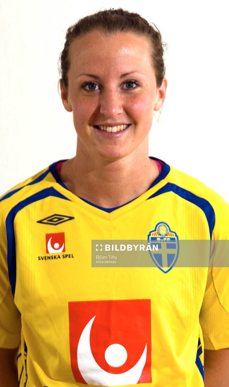 Therese Lundin, Sverige