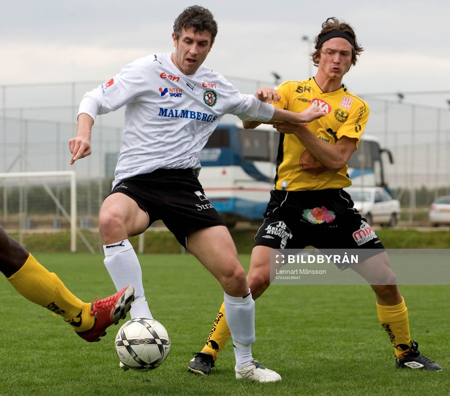 Nedim Halilovic, Örebro, lurar William Leandersson,