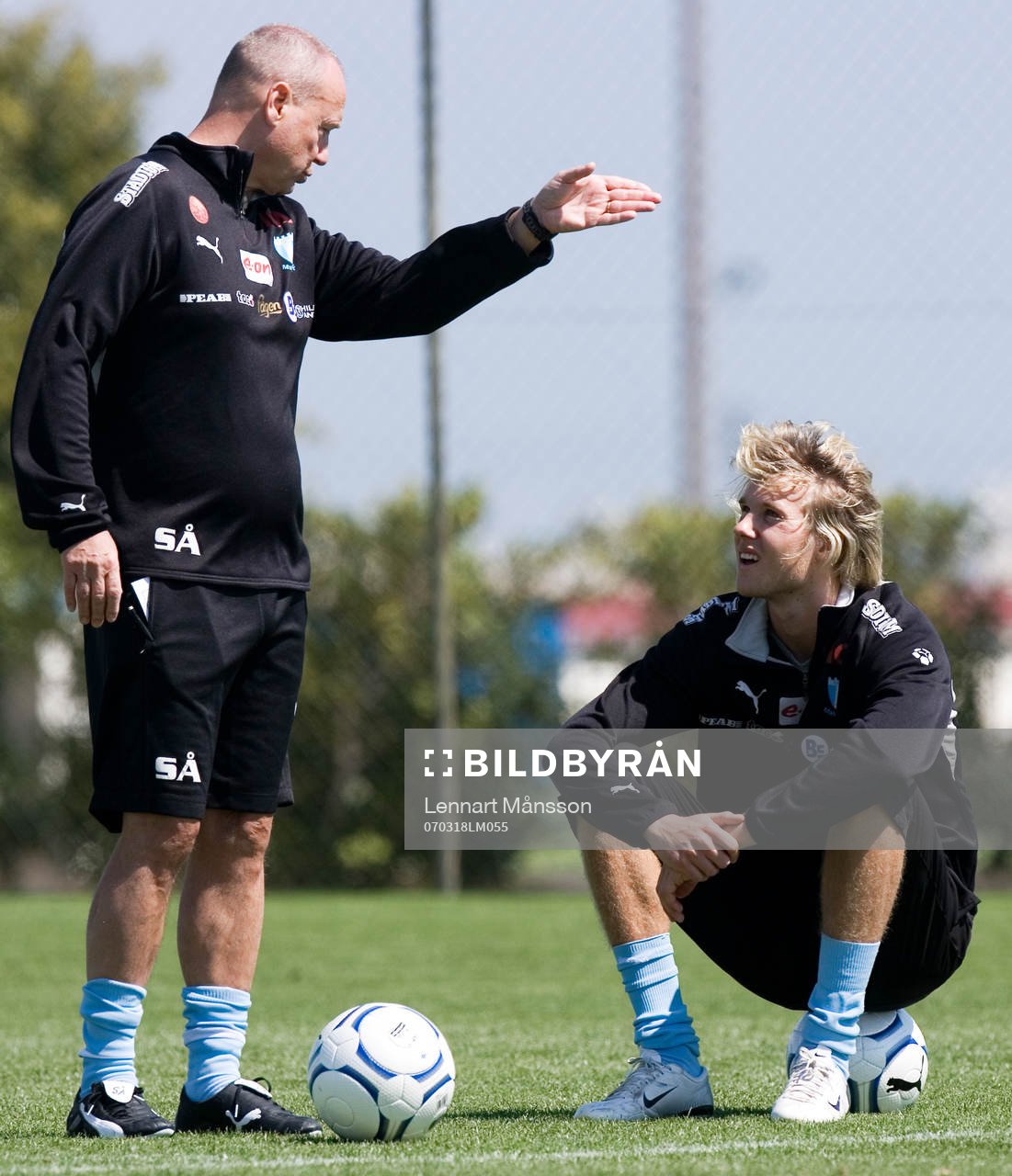 Sören Åkeby ger Ola Toivonen råd