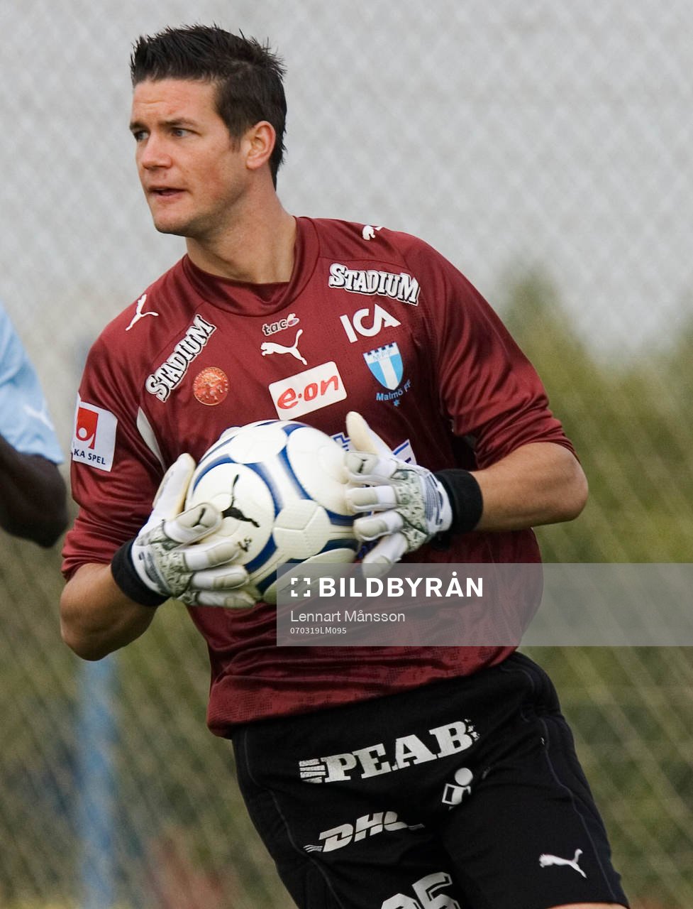 Jonas Sandqvist, målvakt