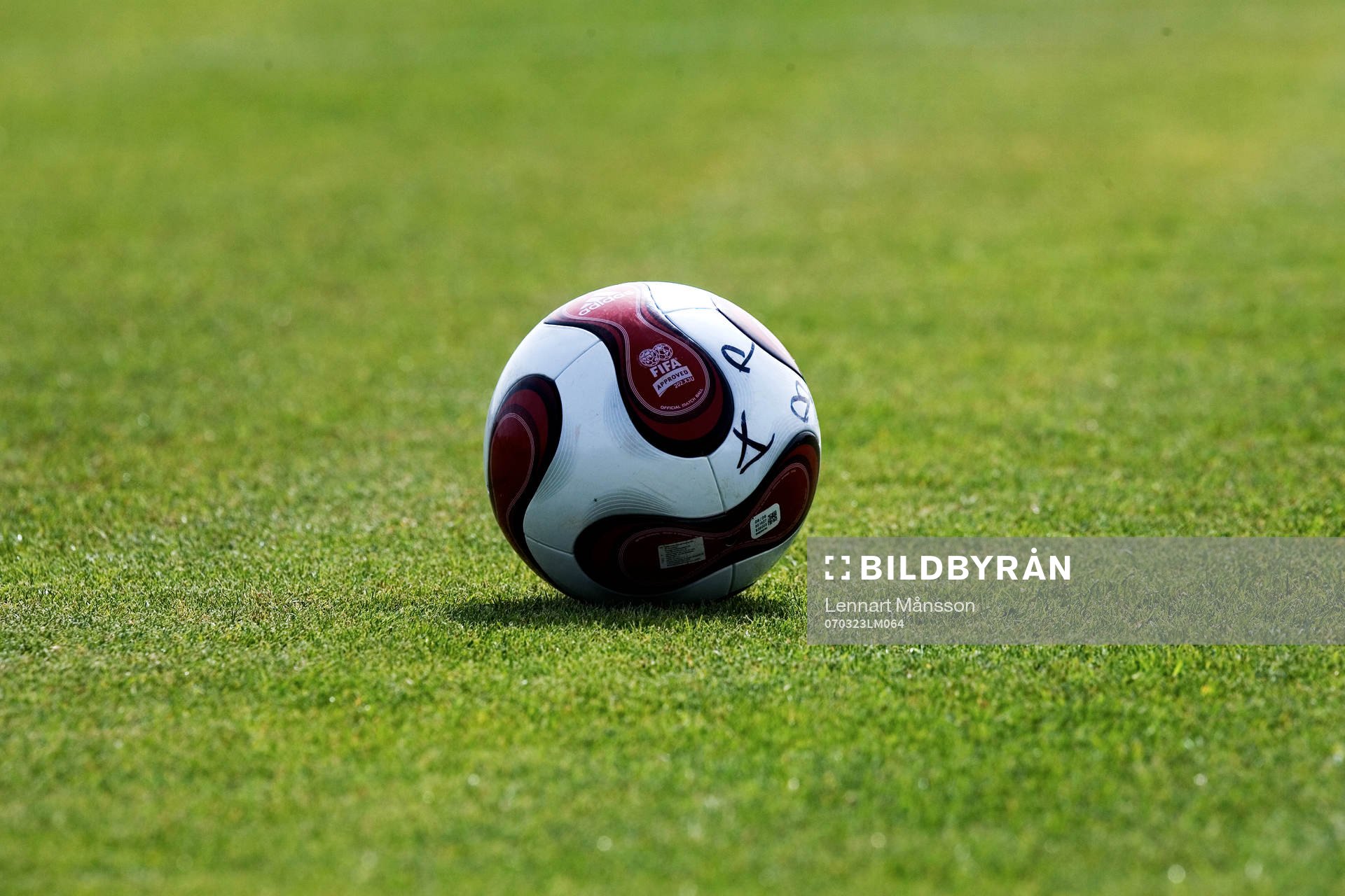 Boll, fotboll, genre