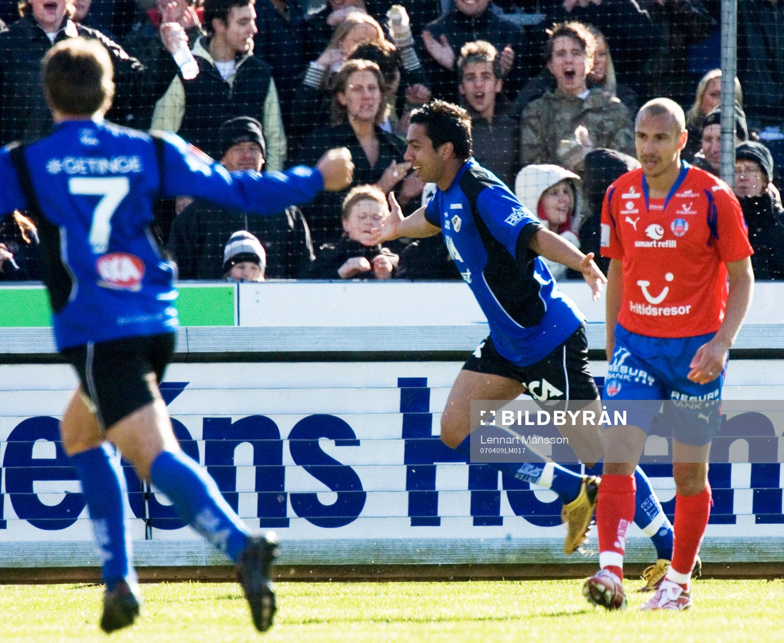 1-2, segerskytten Emra Tahirovic jublar, Henke Larsson