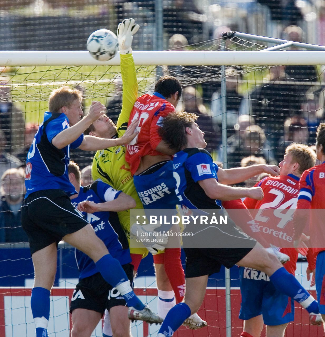 Intensivt framför Helsingborgs mål
