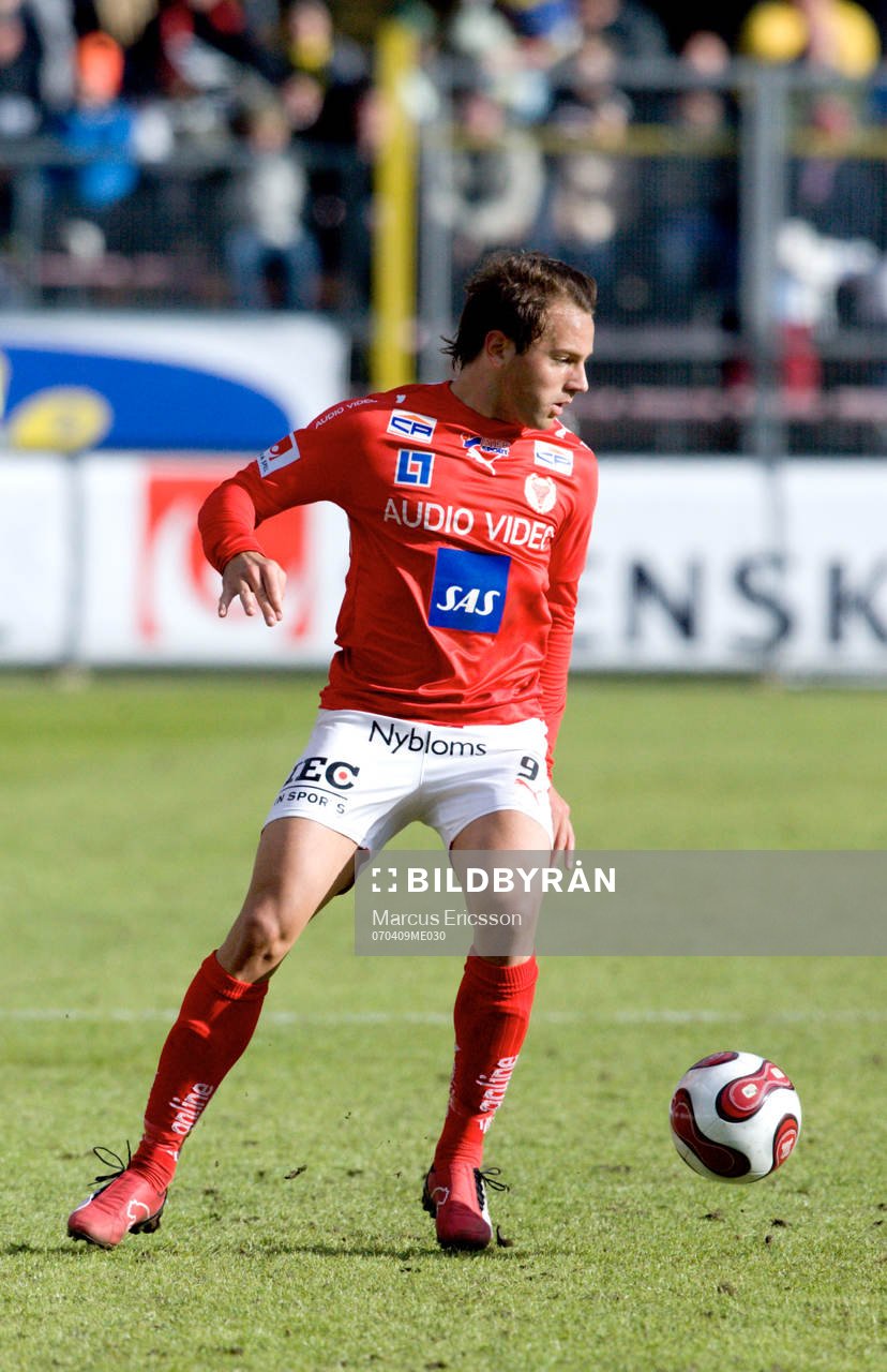 Stefan Larsson