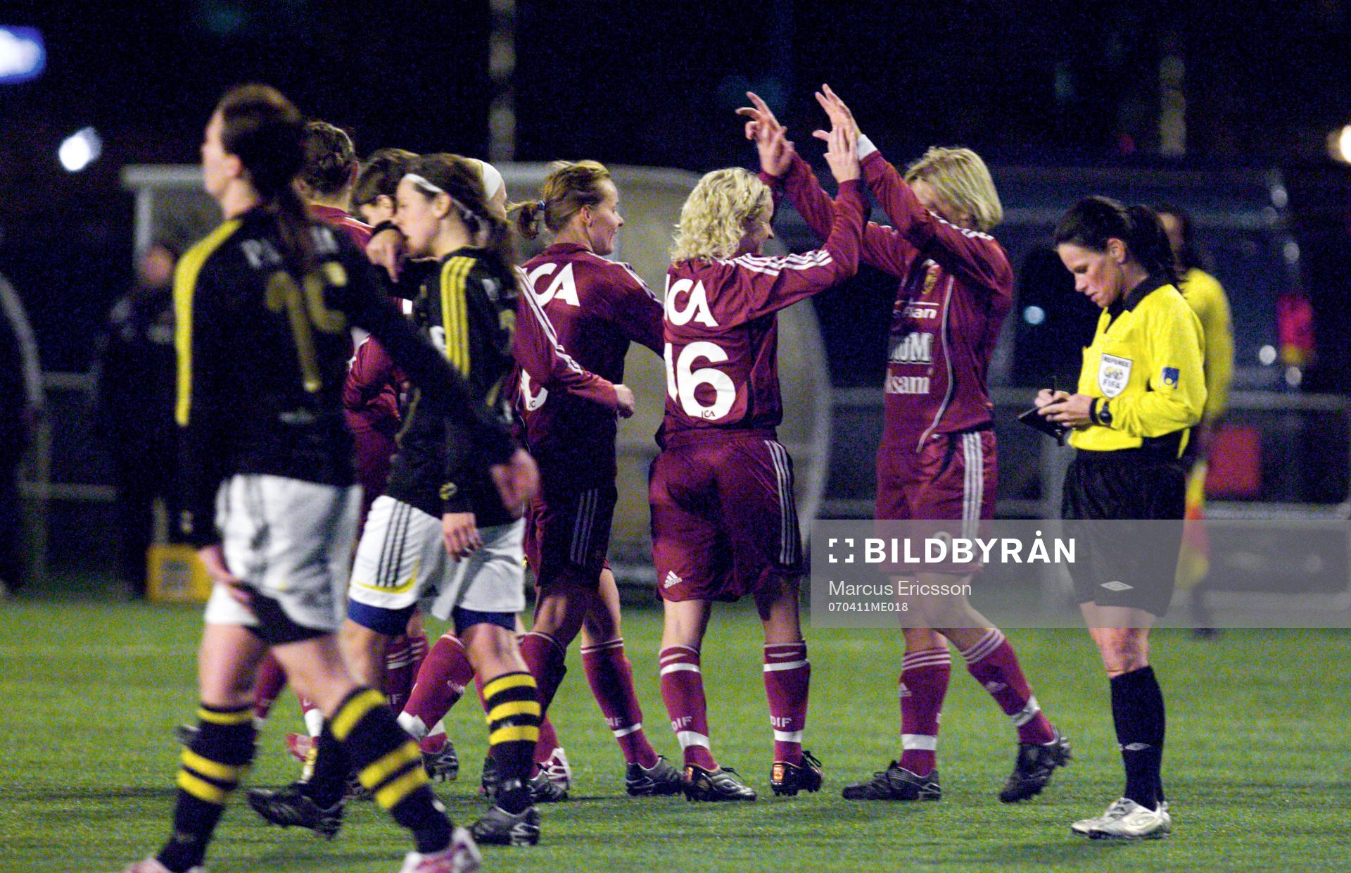 Fotboll, Damallsvenskan, AIK - Djurgården: Jubel i Djurgården 