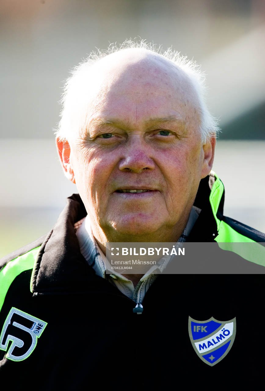 Bengt Magnusson, materialförvaltare