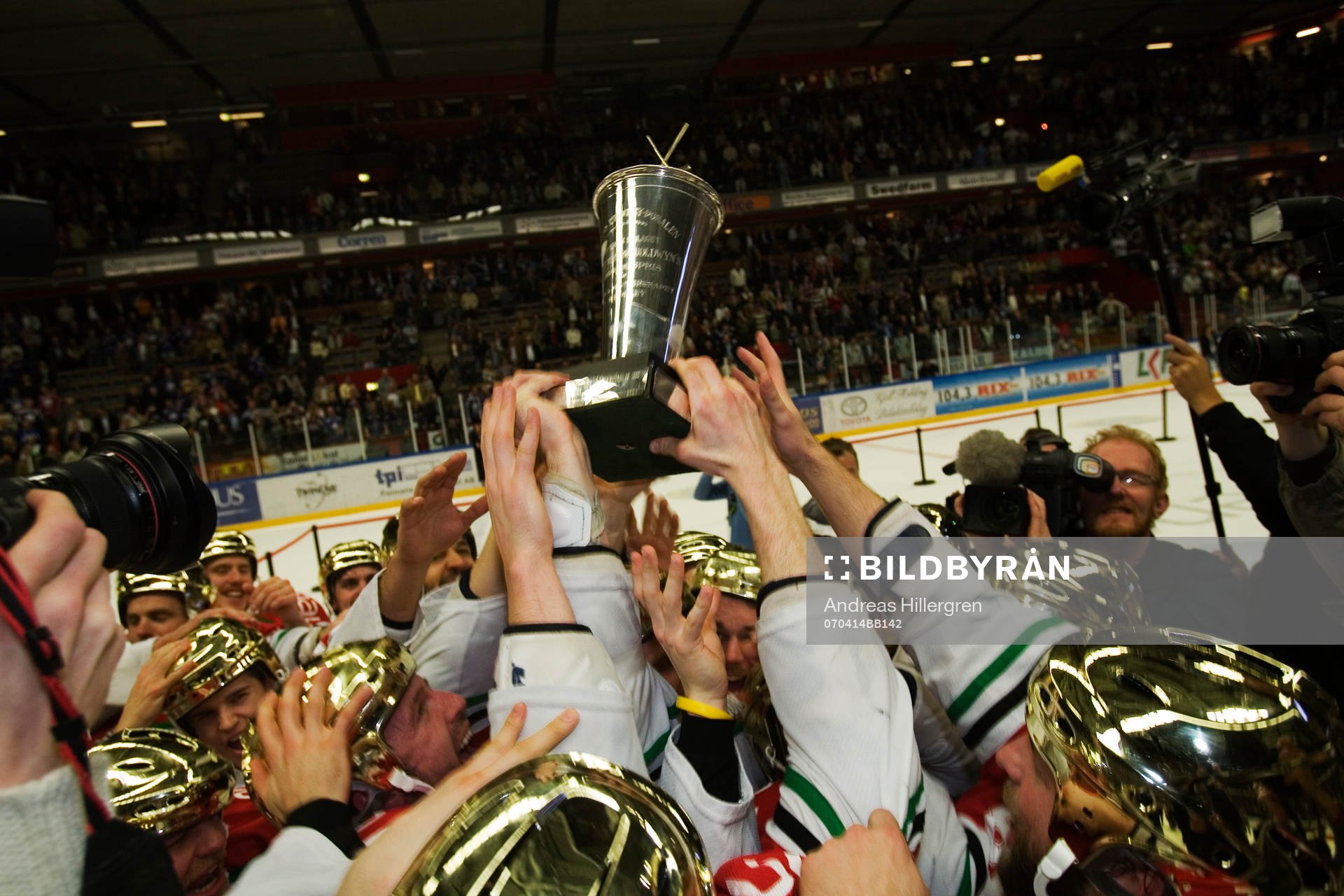 SM-guld till Modo, jubel. Svenska Mästare 2007