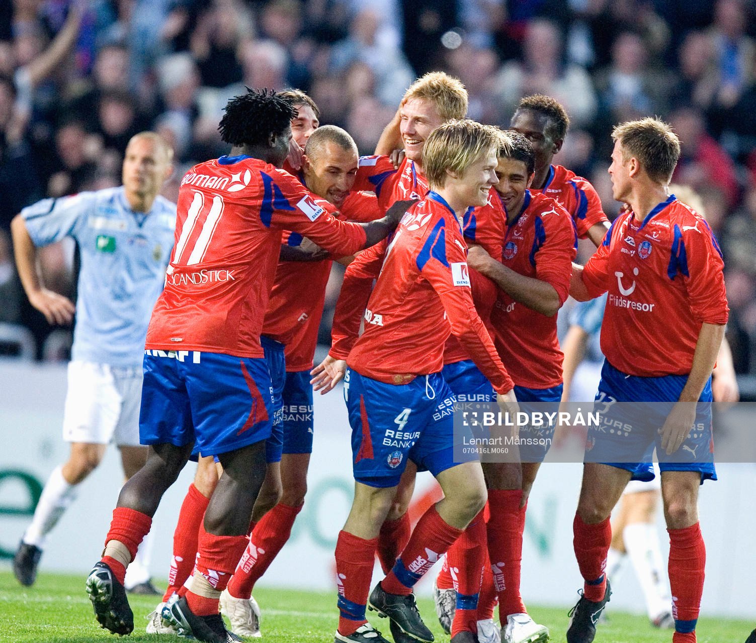 2-1, Henrik Larsson och alla andra HIF jublar. Jubel,