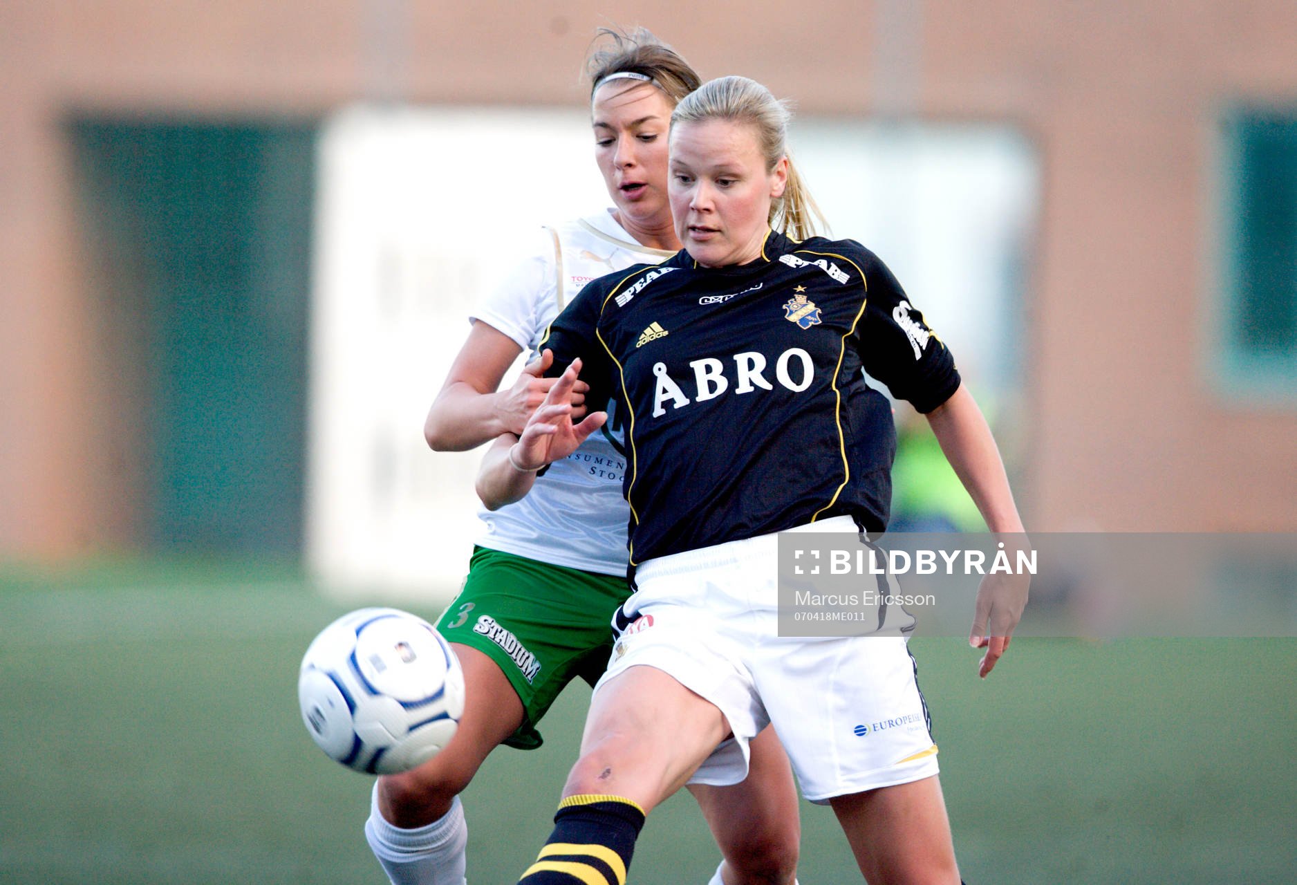 Therese Dahlberg, Hammarby och Laura Kalmari, AIK
