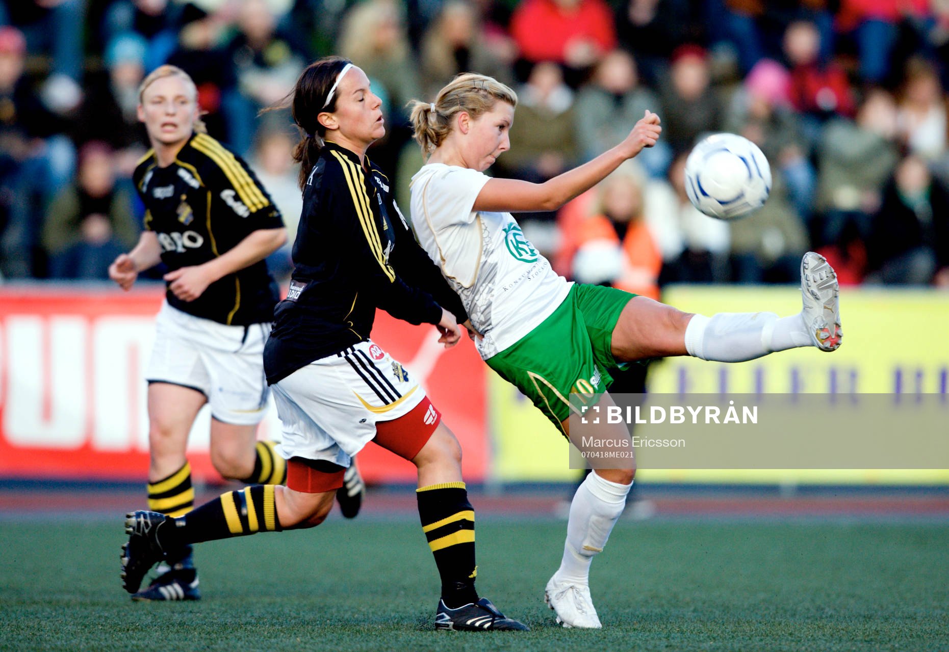 Frida Höglund, AIK och Louise Fors, Hammarby