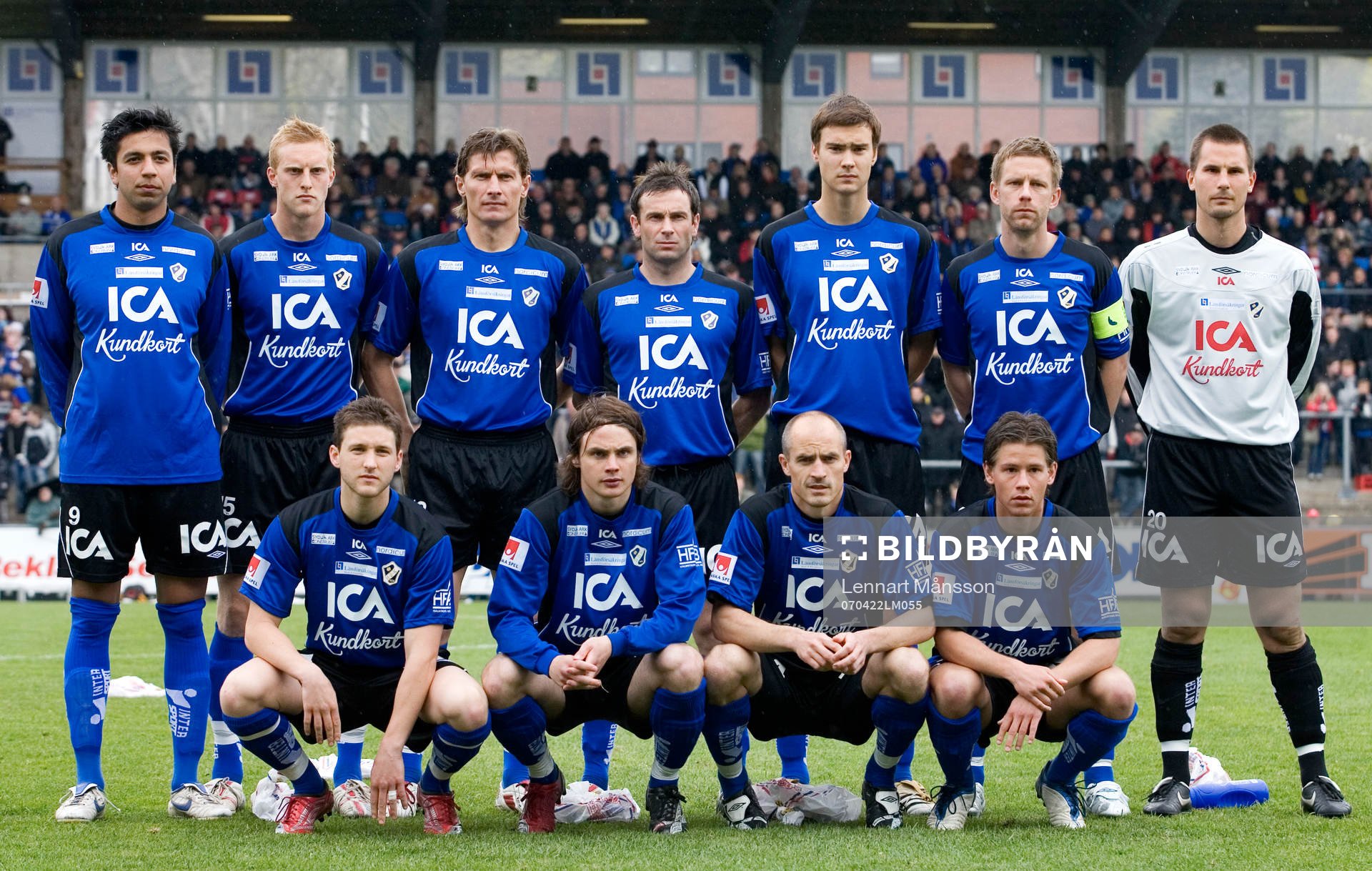 Laguppställning, lagbild, startelva, bakre fr. v. Emra