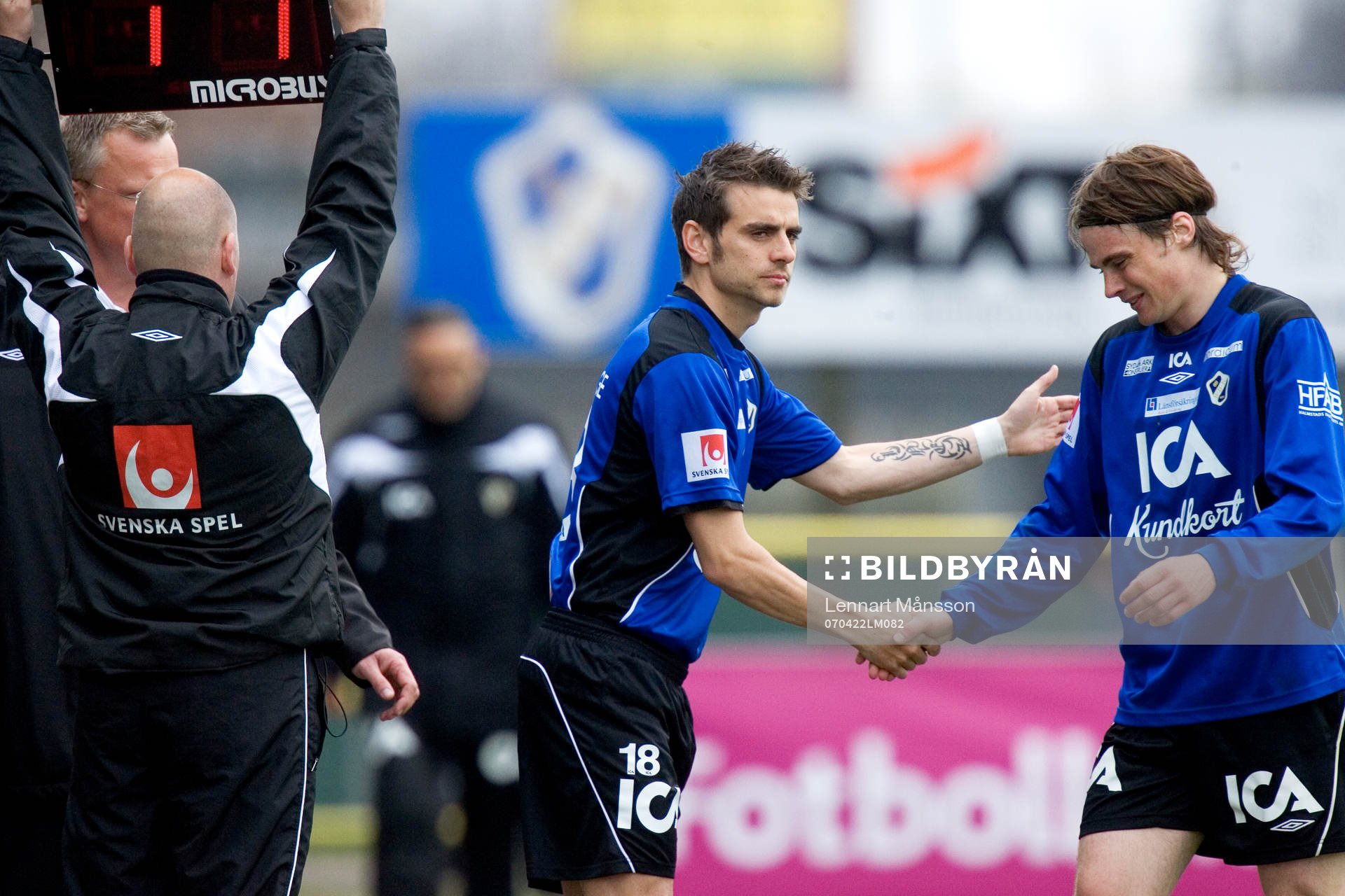 Björn Anklev byts in för Hjalmar Öhagen, byte, domare,
