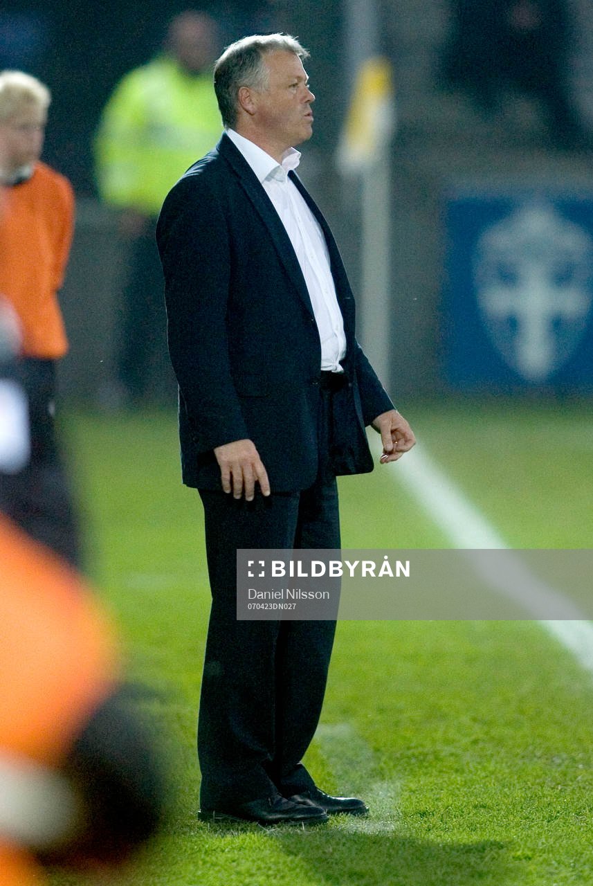 Giles Stille, tränare Öster