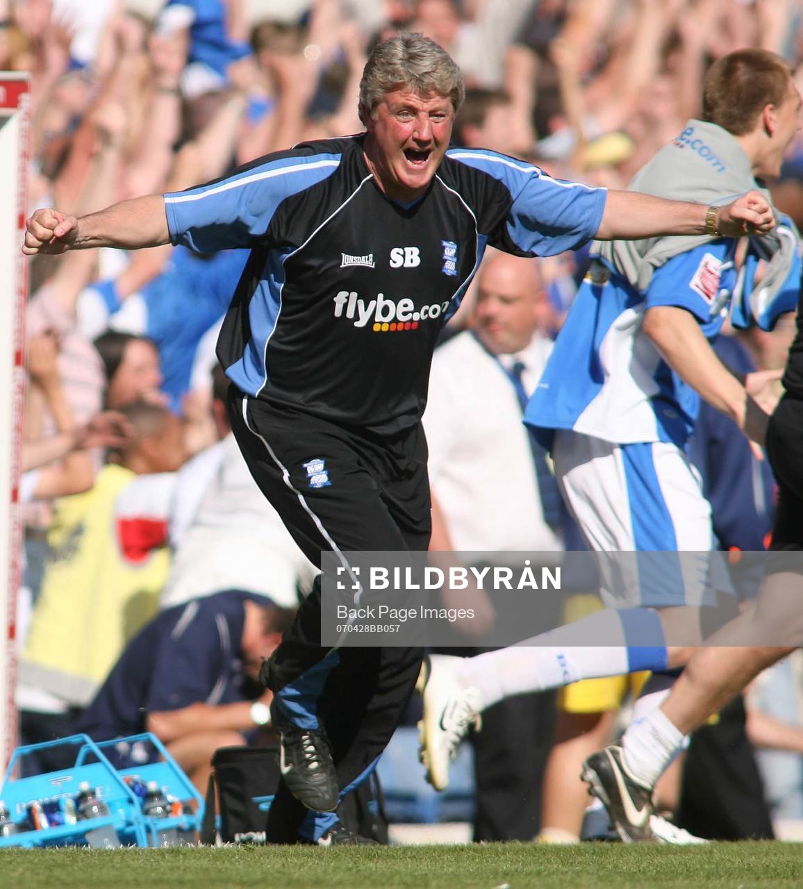  Steve Bruce, manager Birmingham jubel efter 2-1 målet av Sebastian Larsson