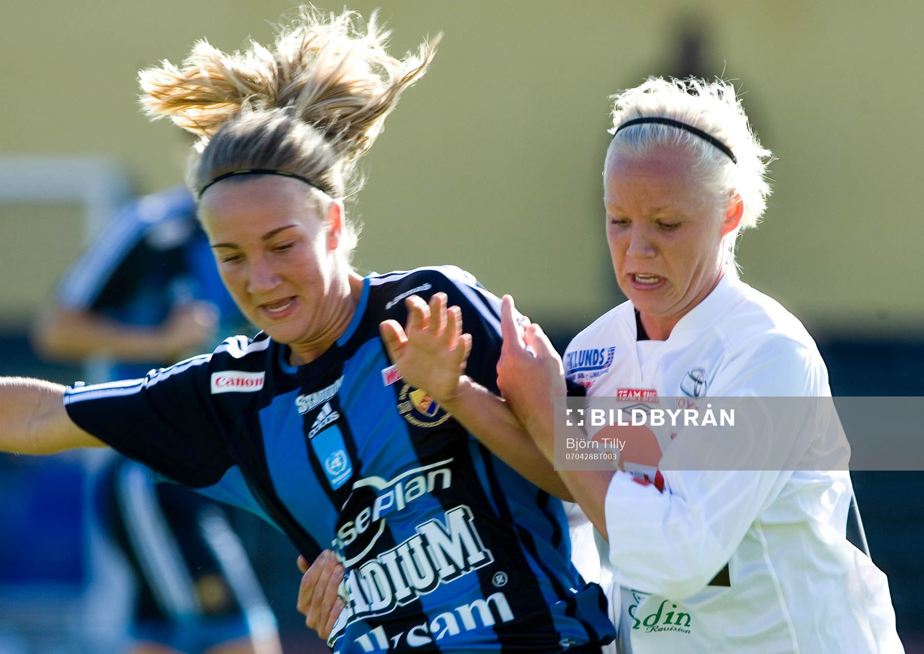Emma Lundh, Djurgården och Caroline Seger, Linköping
