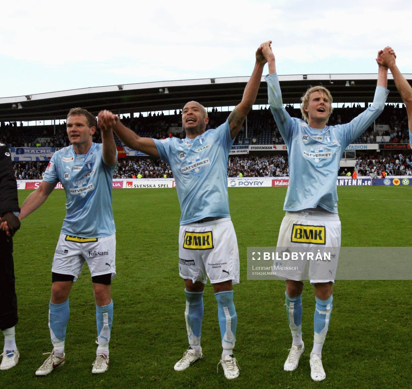 4-0, målskyttarna Jonatan Johansson, Junior (2 mål) och