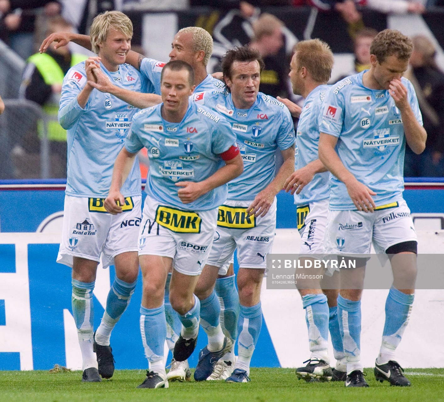 2-0, hela Malmö FF jublar med Ola Toivonen