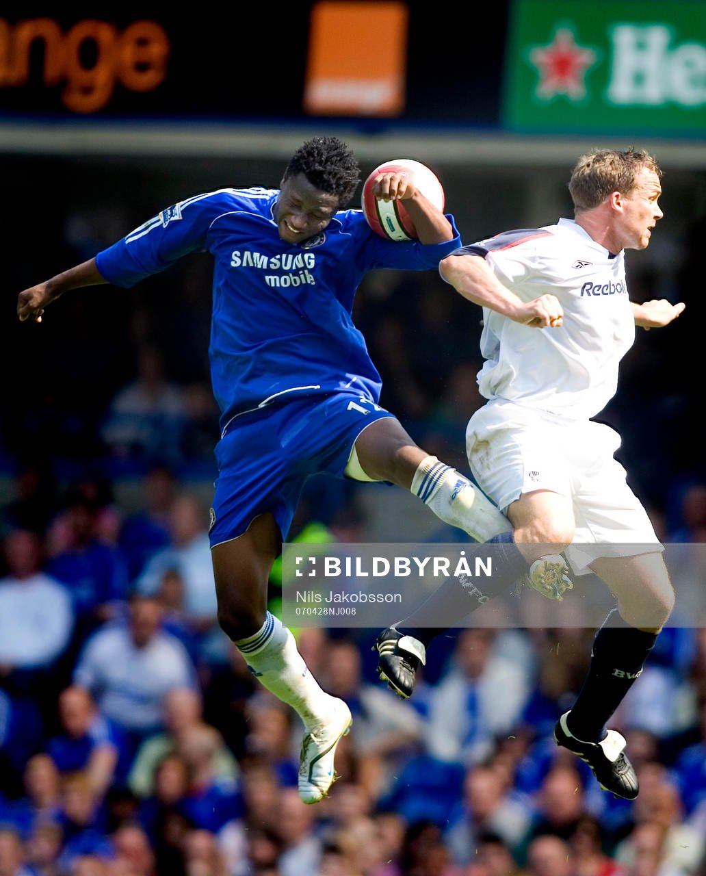 Mikel, Chelsea, Kevin Davies, Bolton, luftduell, hands