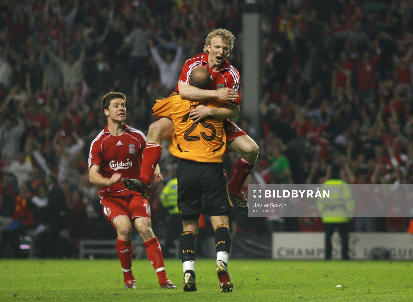 Dirk Kuyt och Jose Reina, Liverpool (Målvakt, Jubel)