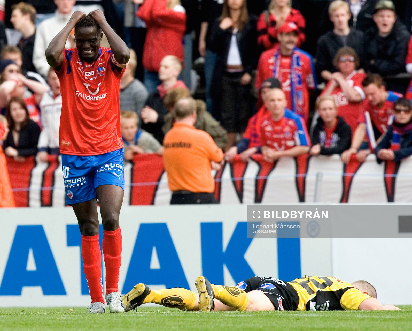 McDonald Mariga har missat jätteläge, förtvivlad.