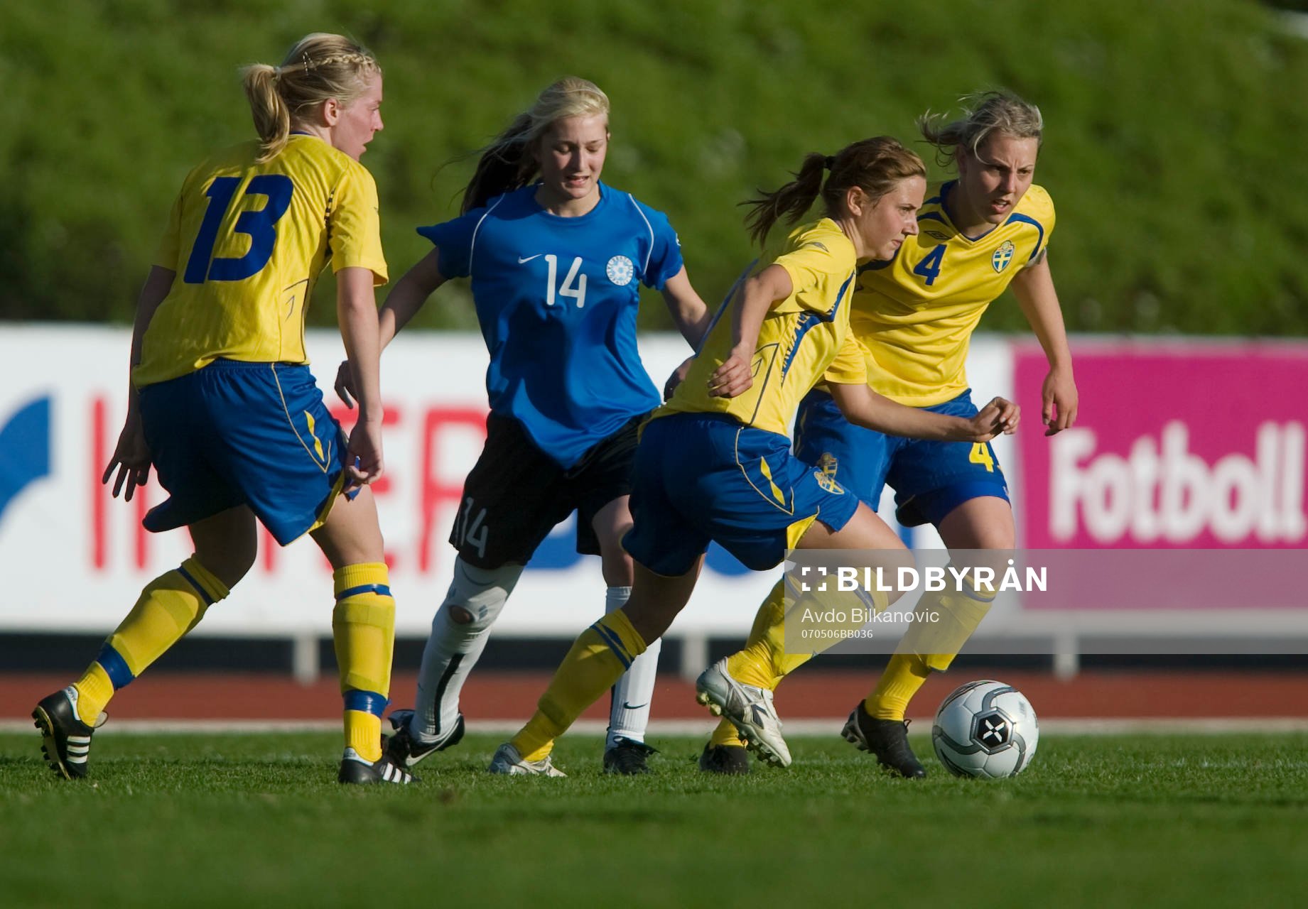 Linda Sembrant, Lena Andersson och Emma Wilhelmsson, Sverige