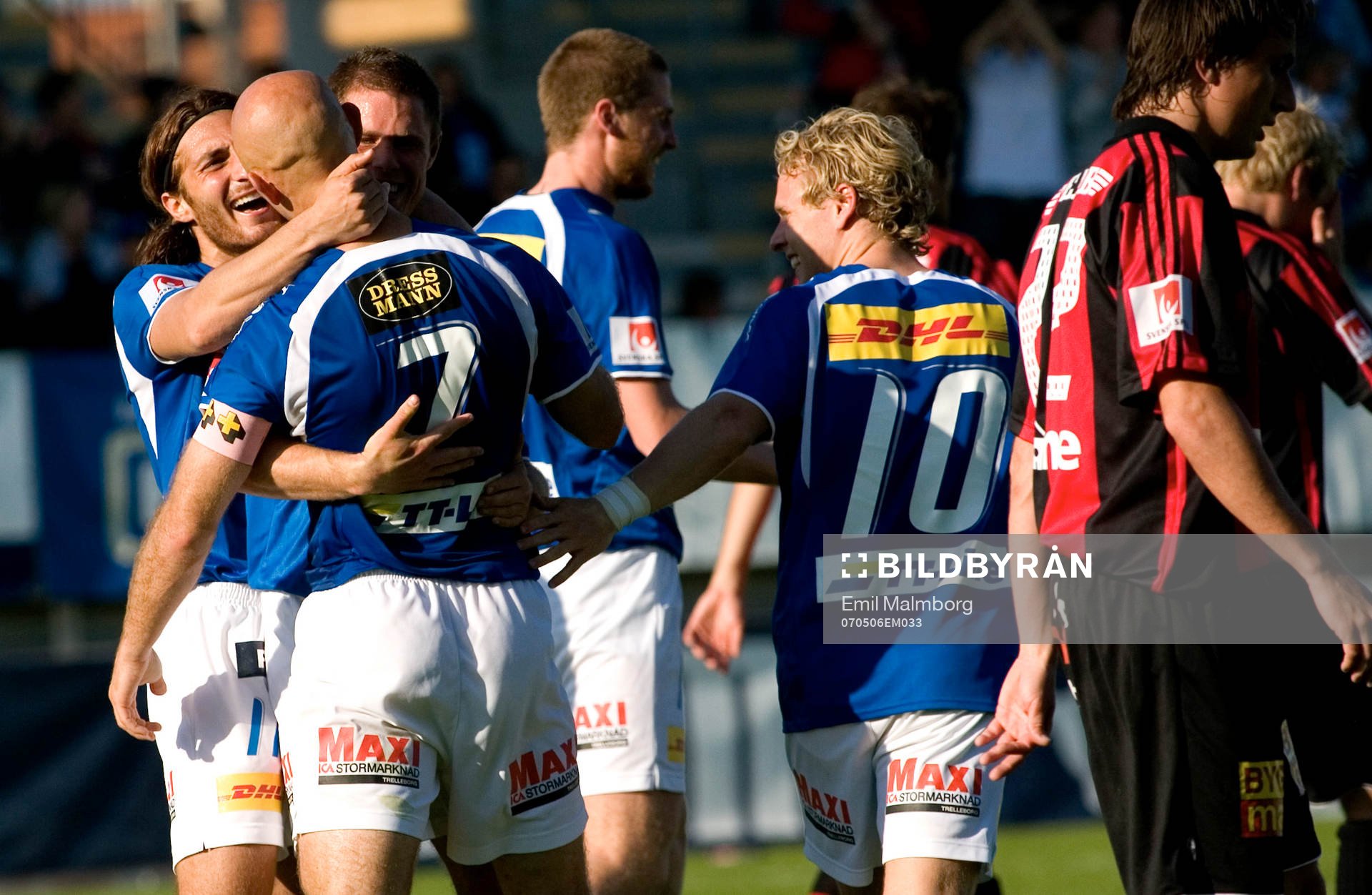 Jubel. Mattias Thylander kramas om