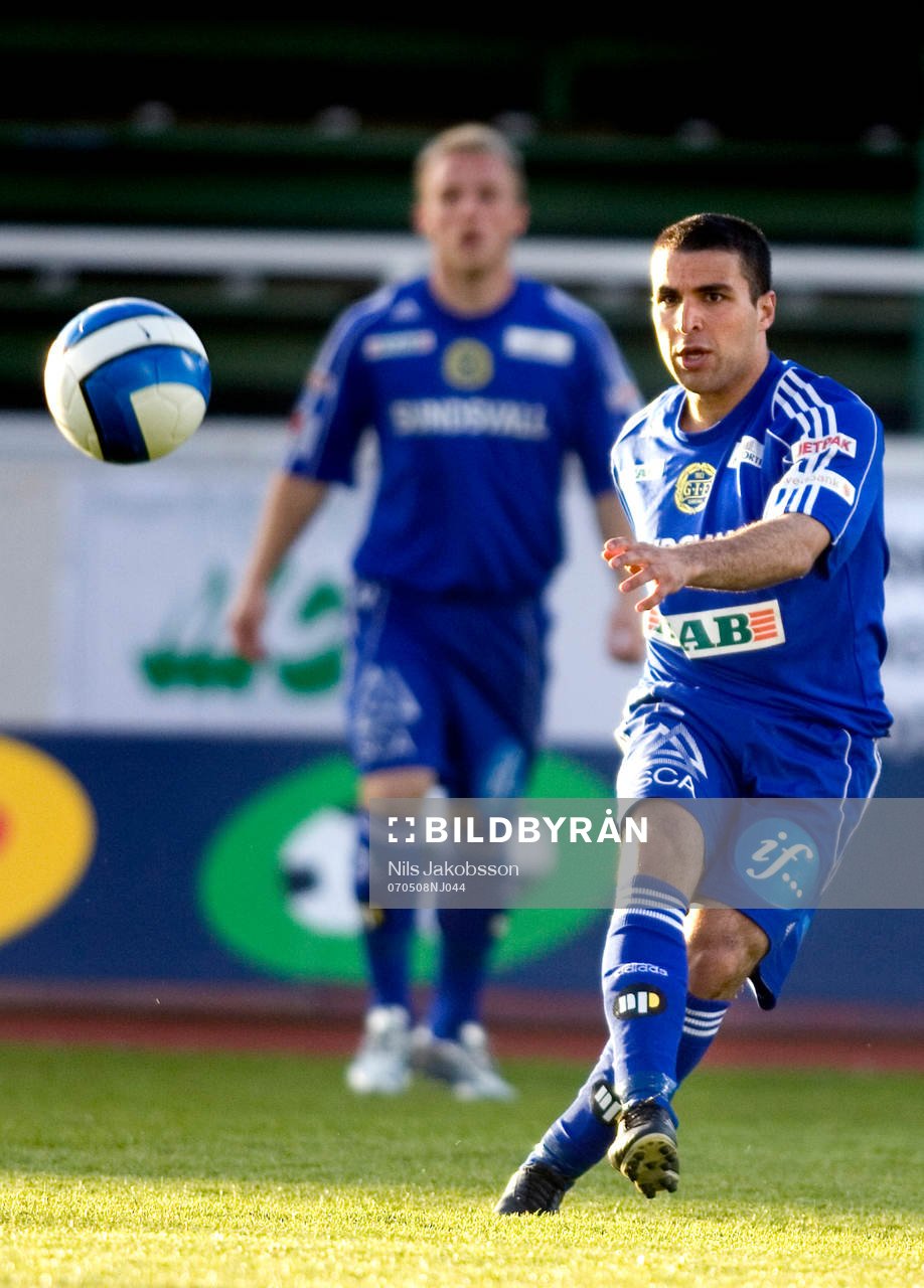 Arash Bayat