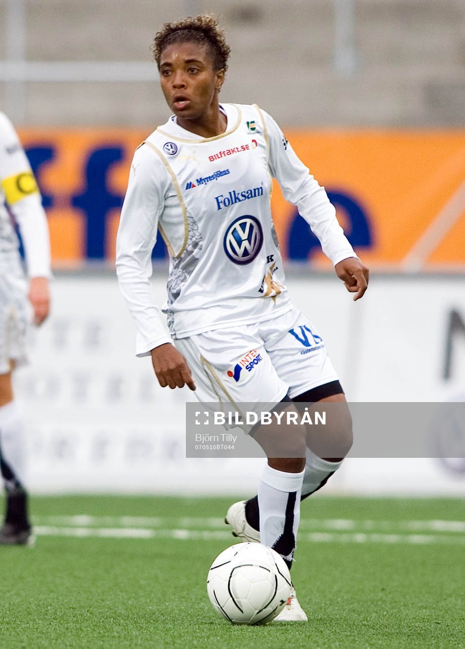Elaine Moura, Umeå