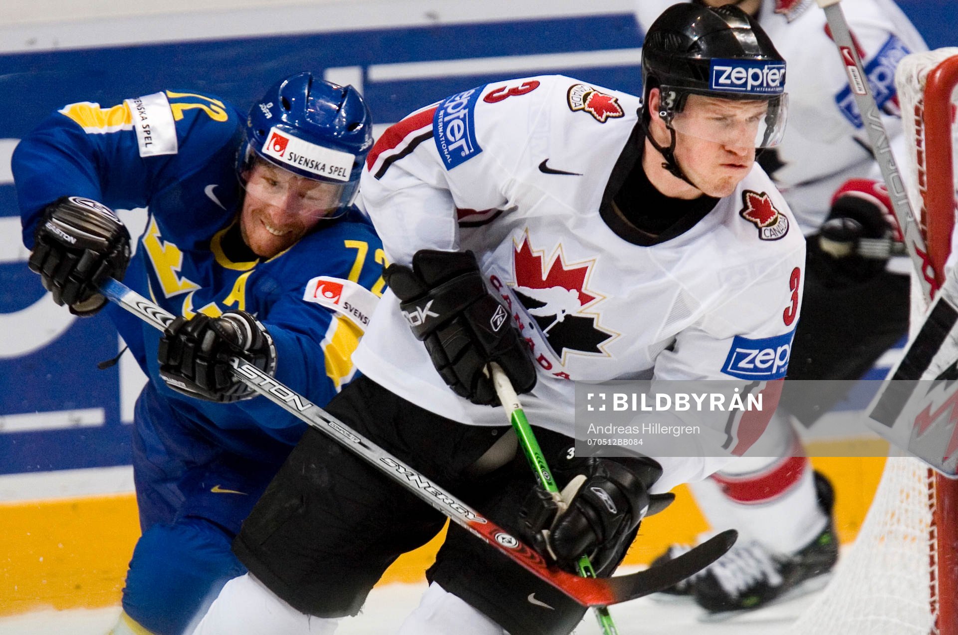 Jörgen Jönsson hakar Dion Phaneuf
