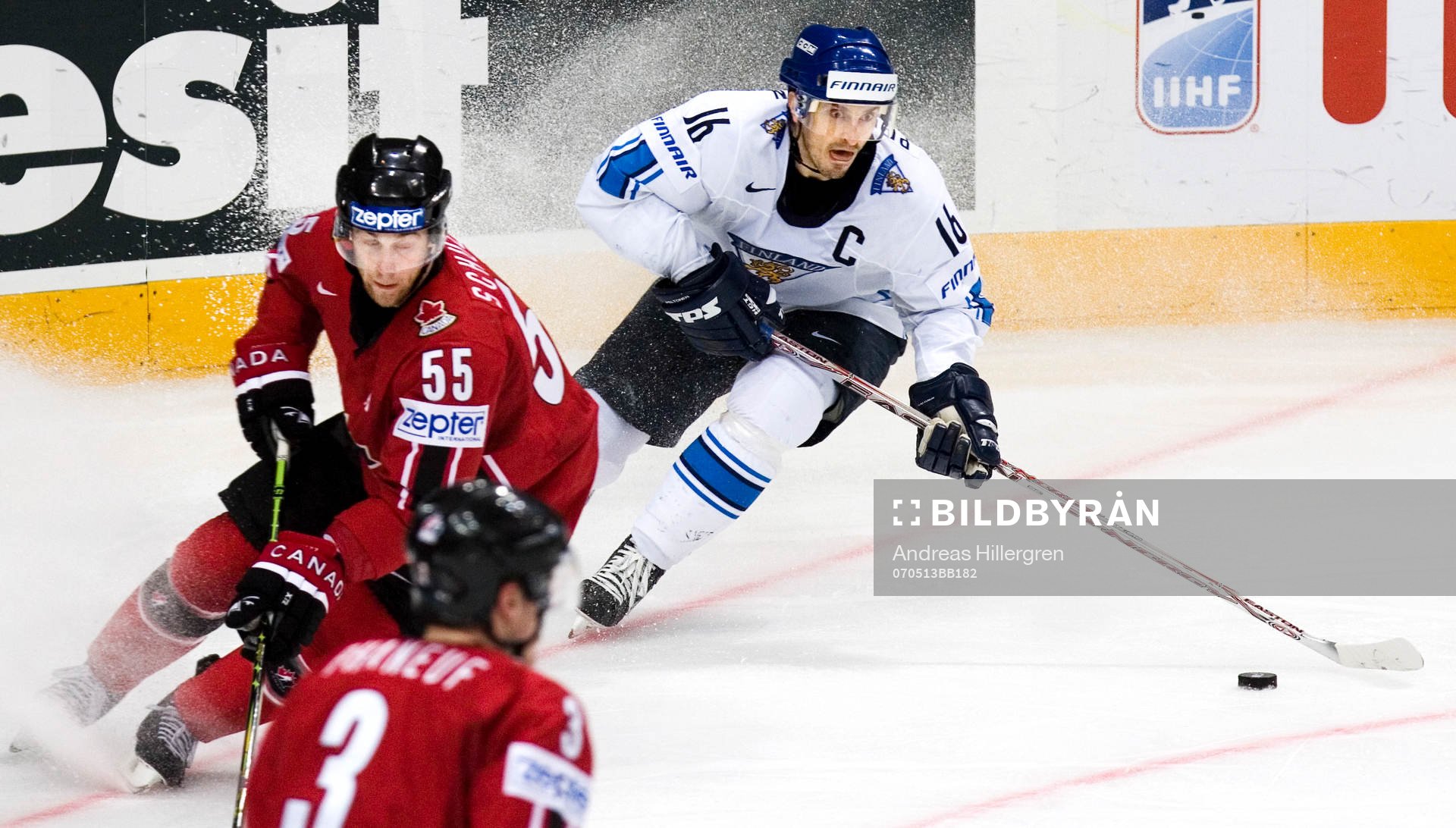 Ville Peltonen och Nick Schultz