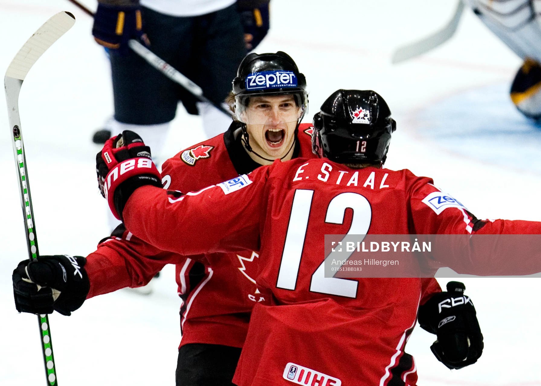 3-0 Jubel av målskytten Colby Armstrong