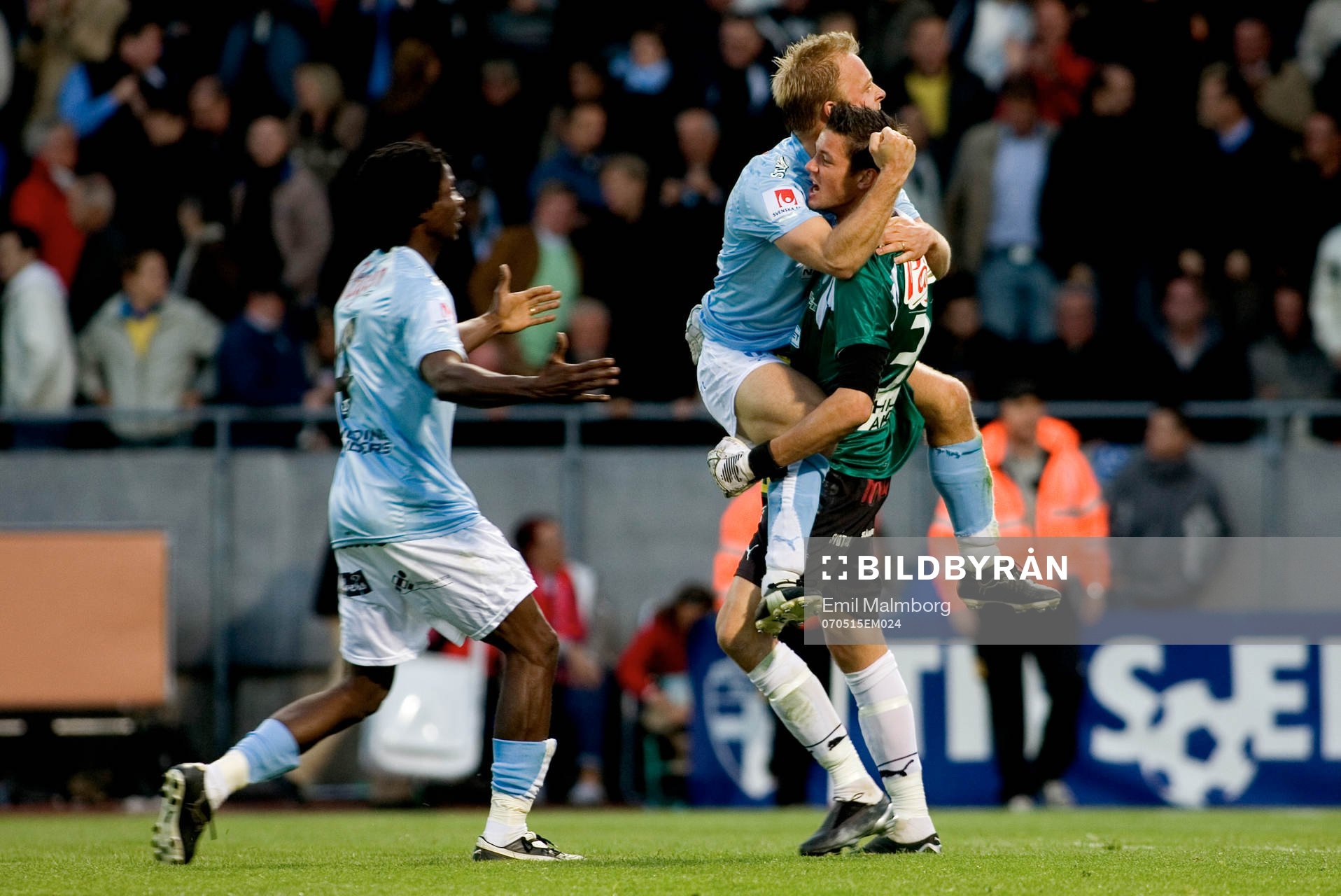 Jonas Sandqvist, Anders Andersson och Jimmy Dixon,  Jubel