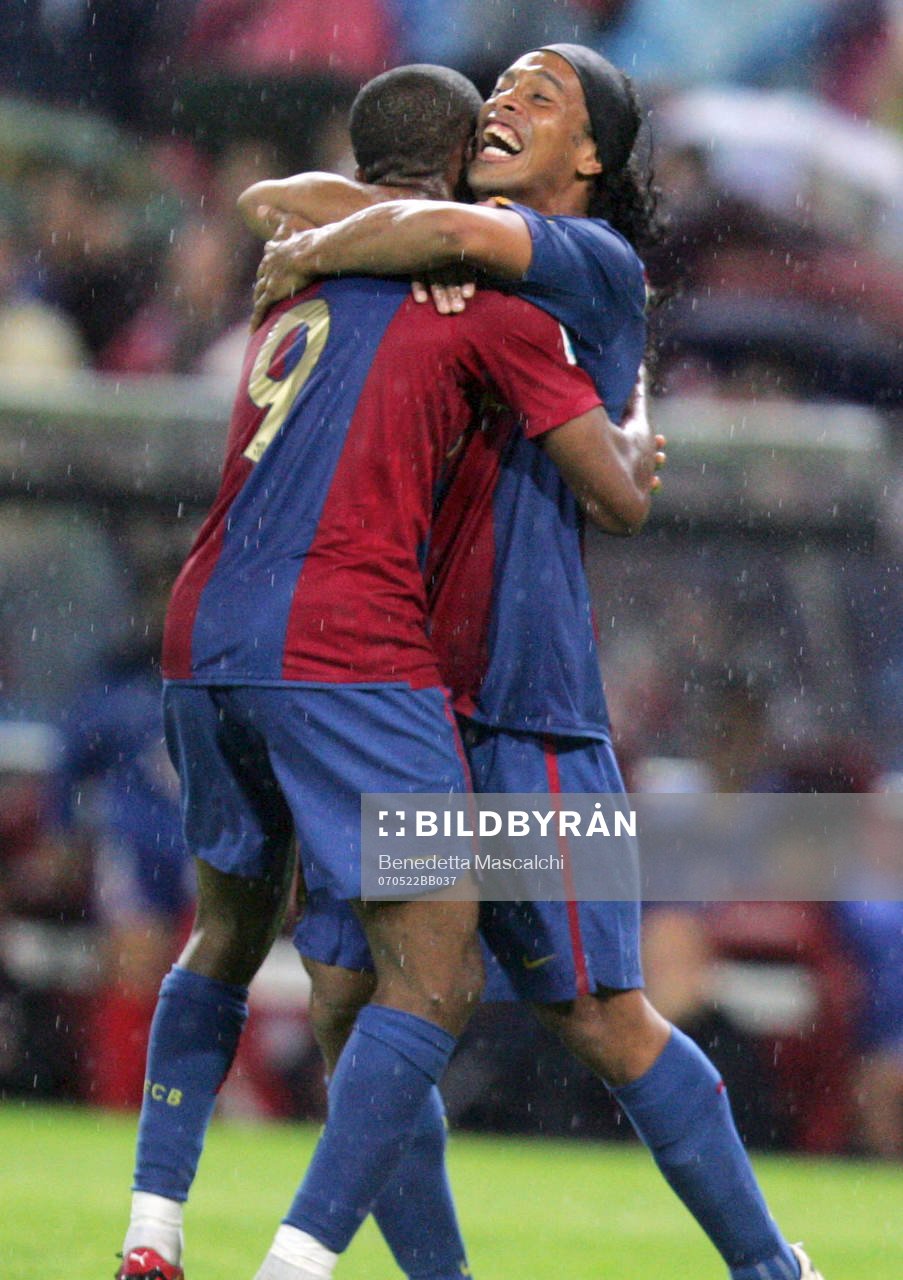 Ronaldinho och Samuel Eto'o, Barcelona. Glädje. Lycka.