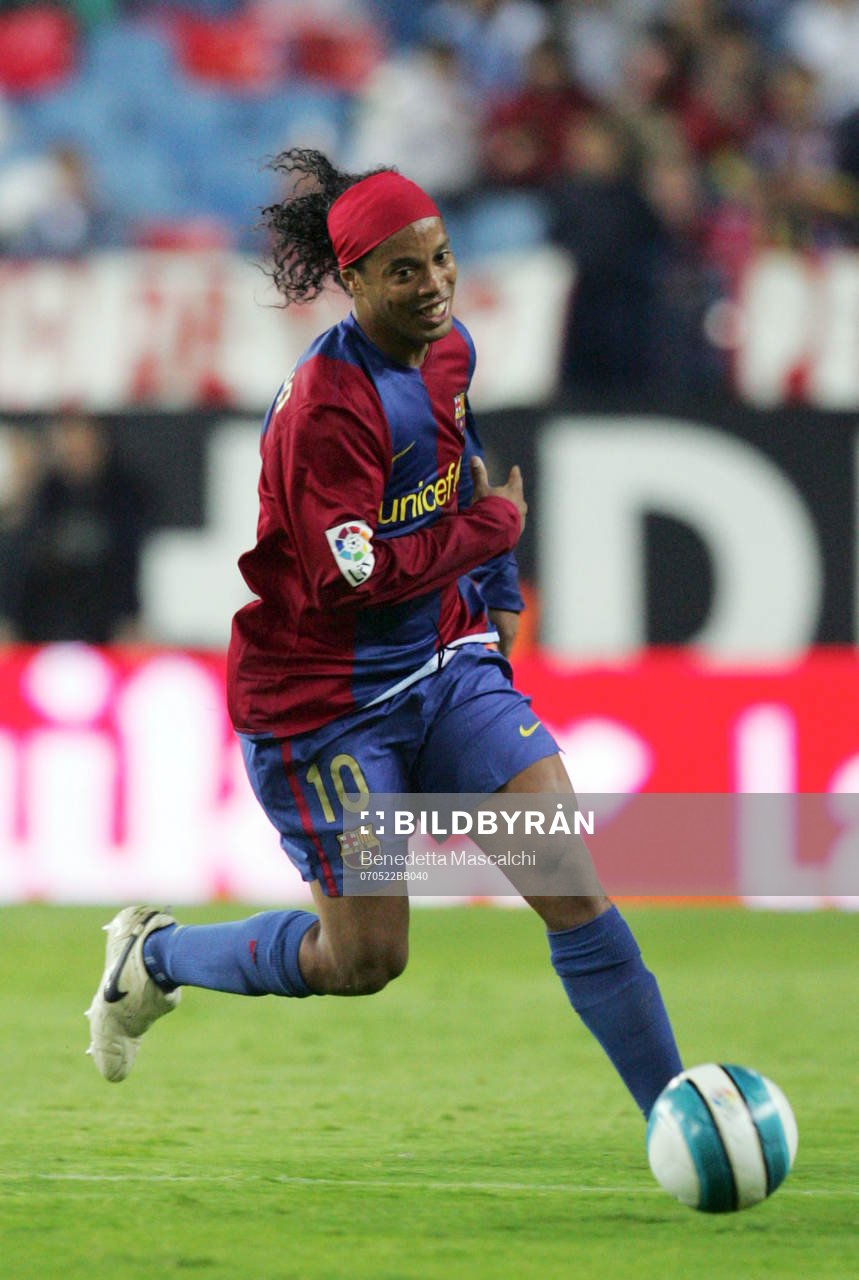 Ronaldinho, Barcelona