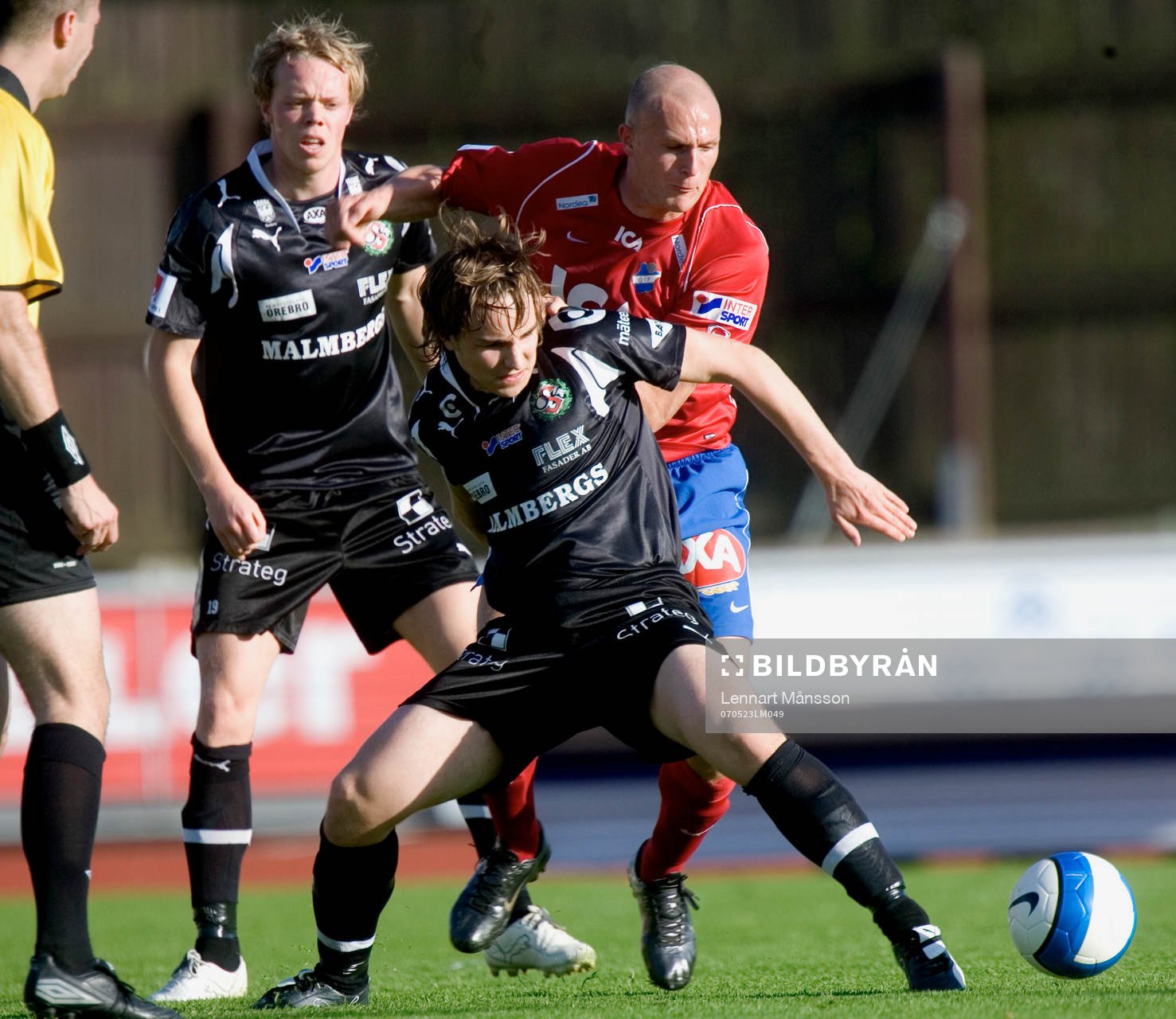 Robert Walker håller undan för Freddy Borg, Patrik