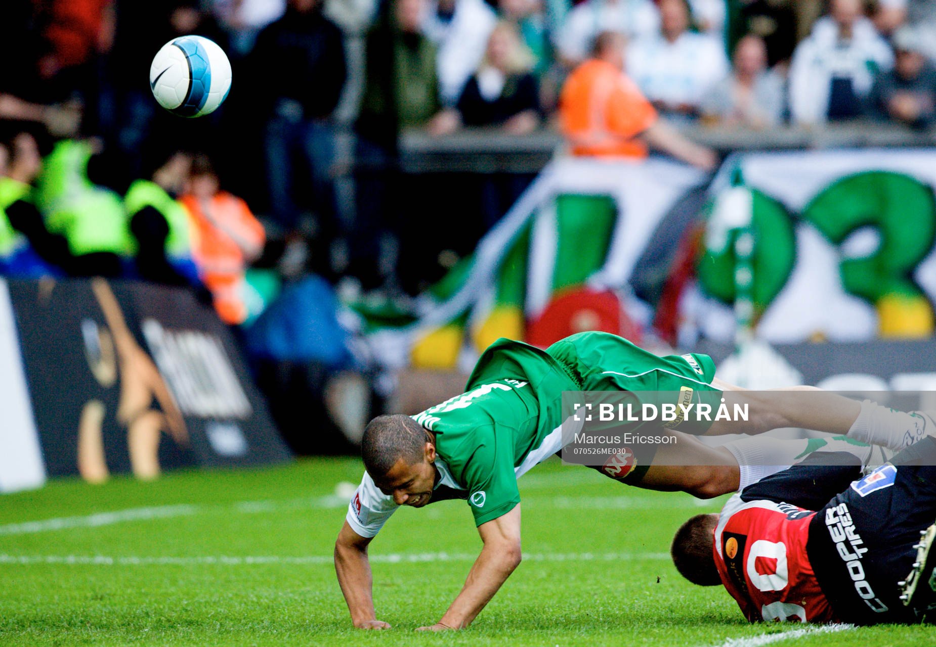 Charlie Davies, Hammarby krockar med Johan Wiland, Målvakt