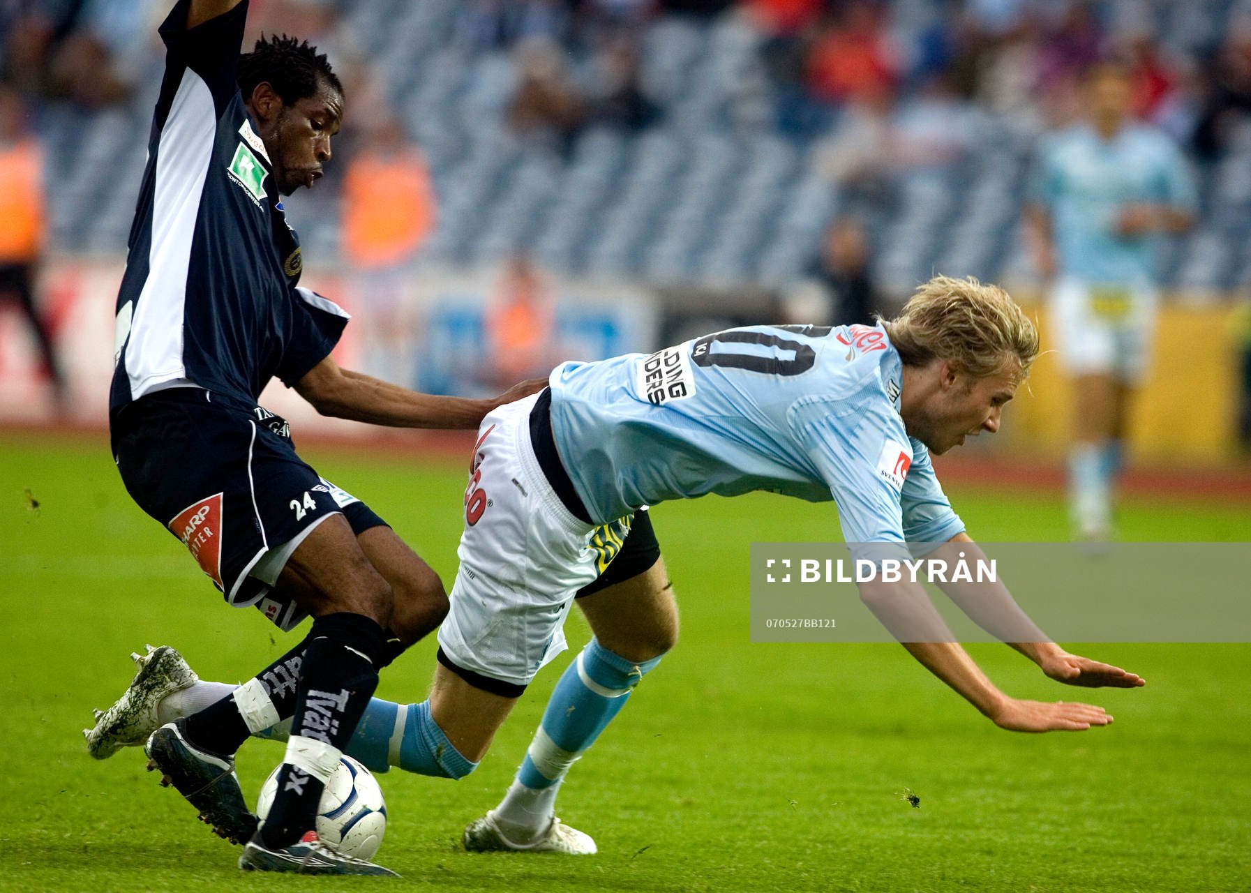 Rene Makondele, Gefle, och Ola Toivonen, Malmö