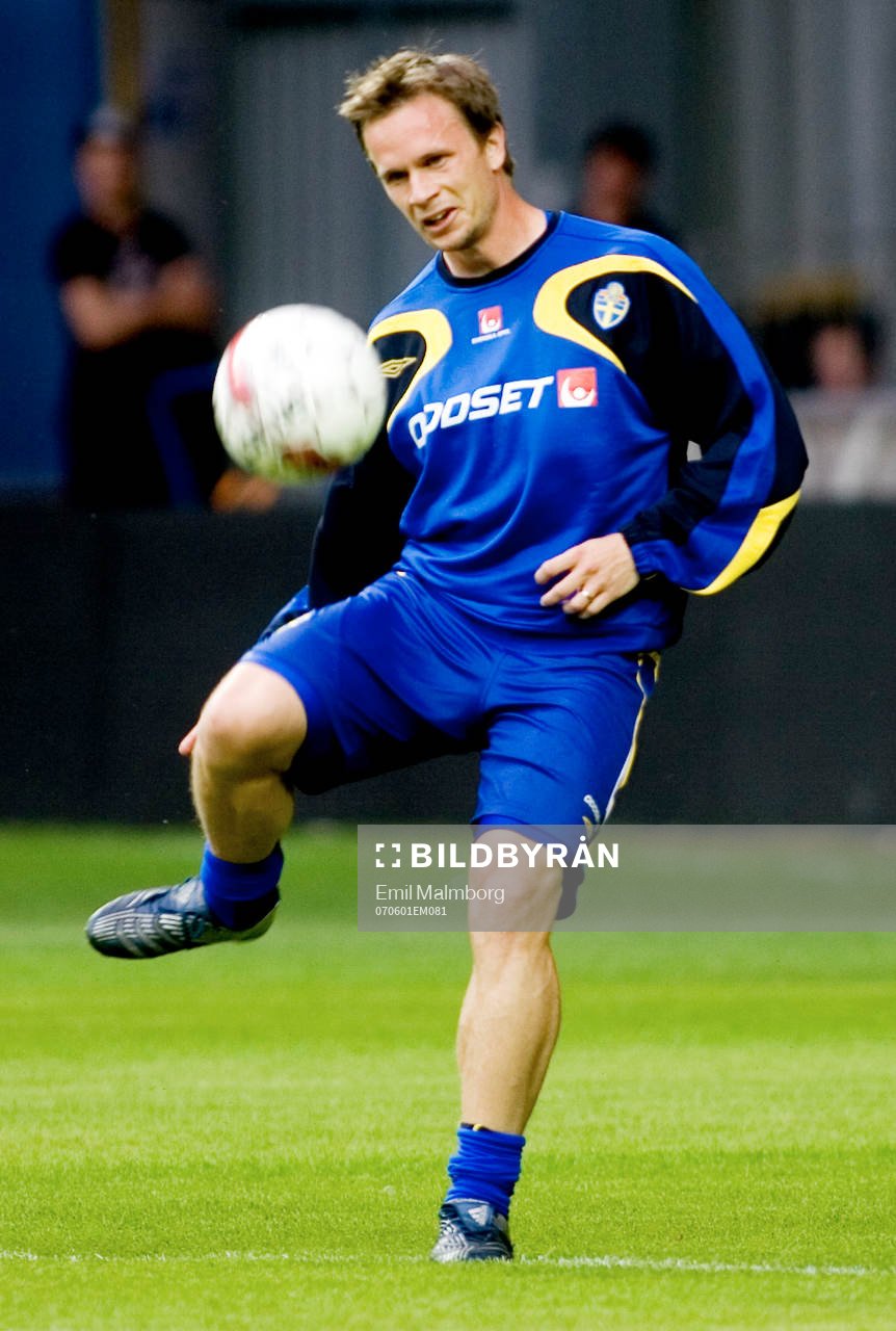 Tobias Linderoth, Sverige