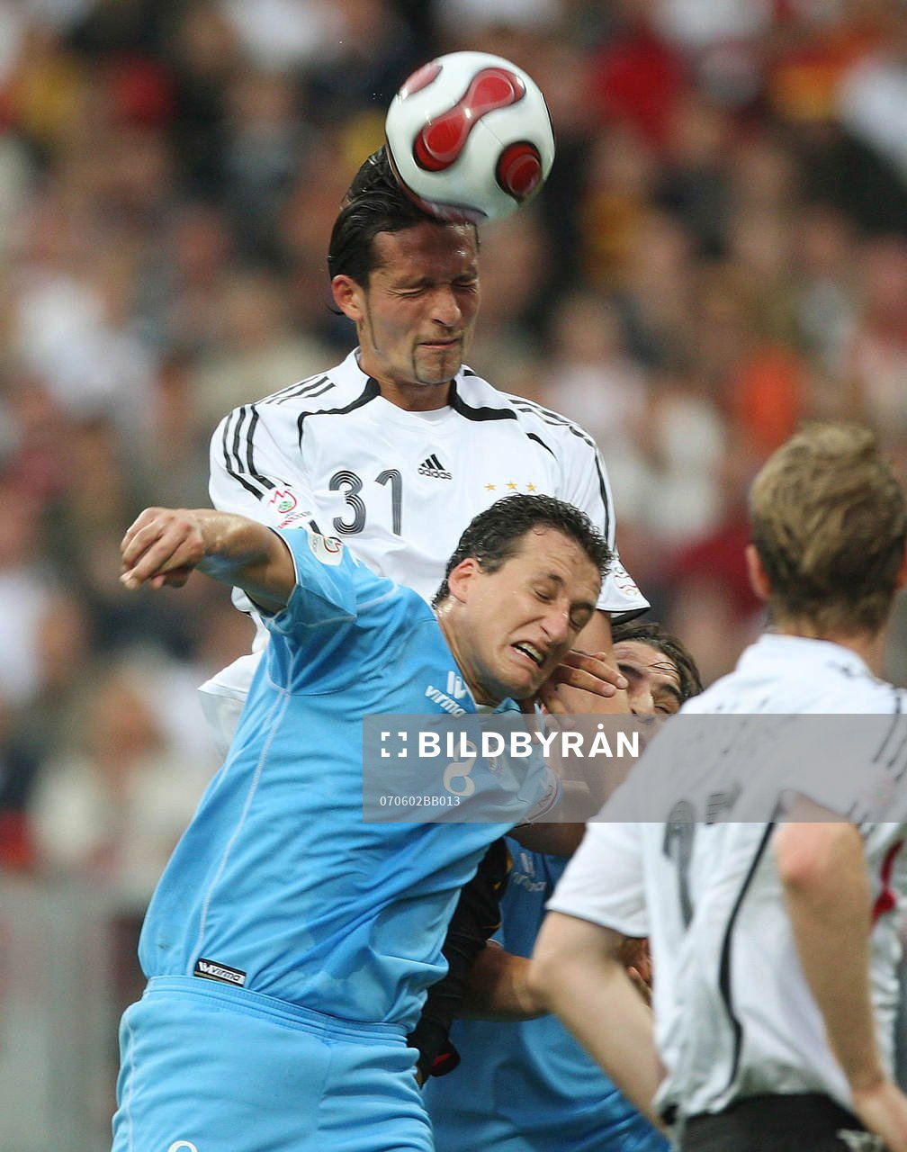 Simone Bacciocchi, San Marino och Kevin Kuranyi, Tyskland