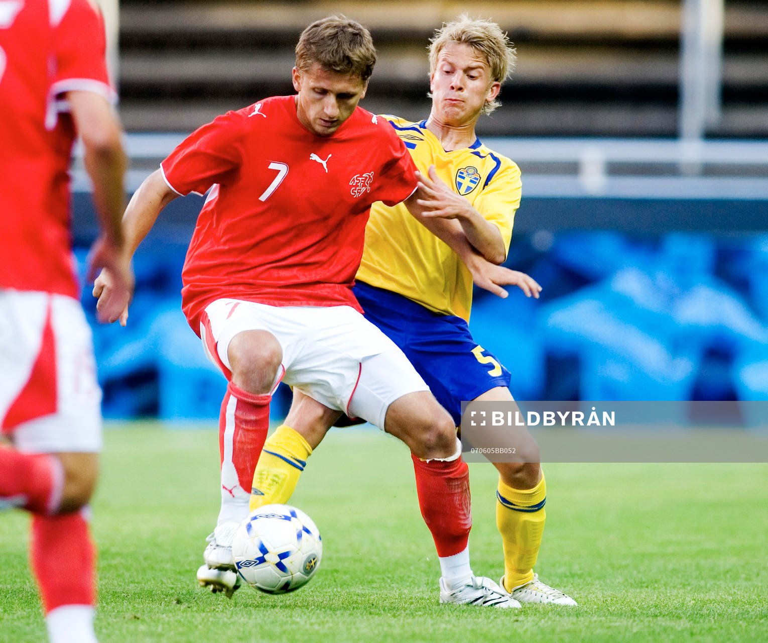 Emil Johansson, Sverige och Almen Abdi, Schweiz