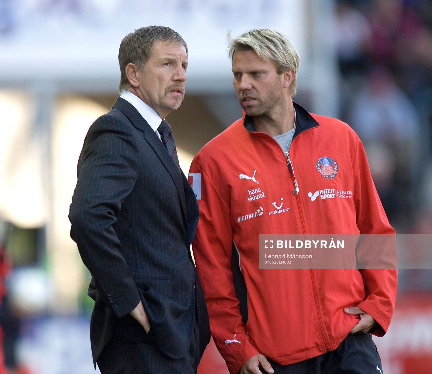   Vad gör vi?, undrar Stuart Baxter och Hans Eklund, tränare, HIF.